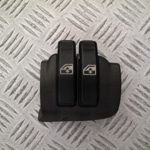 WŁĄCZNIK LEWY PANELU SZYB SCANIA124 STARY TYP