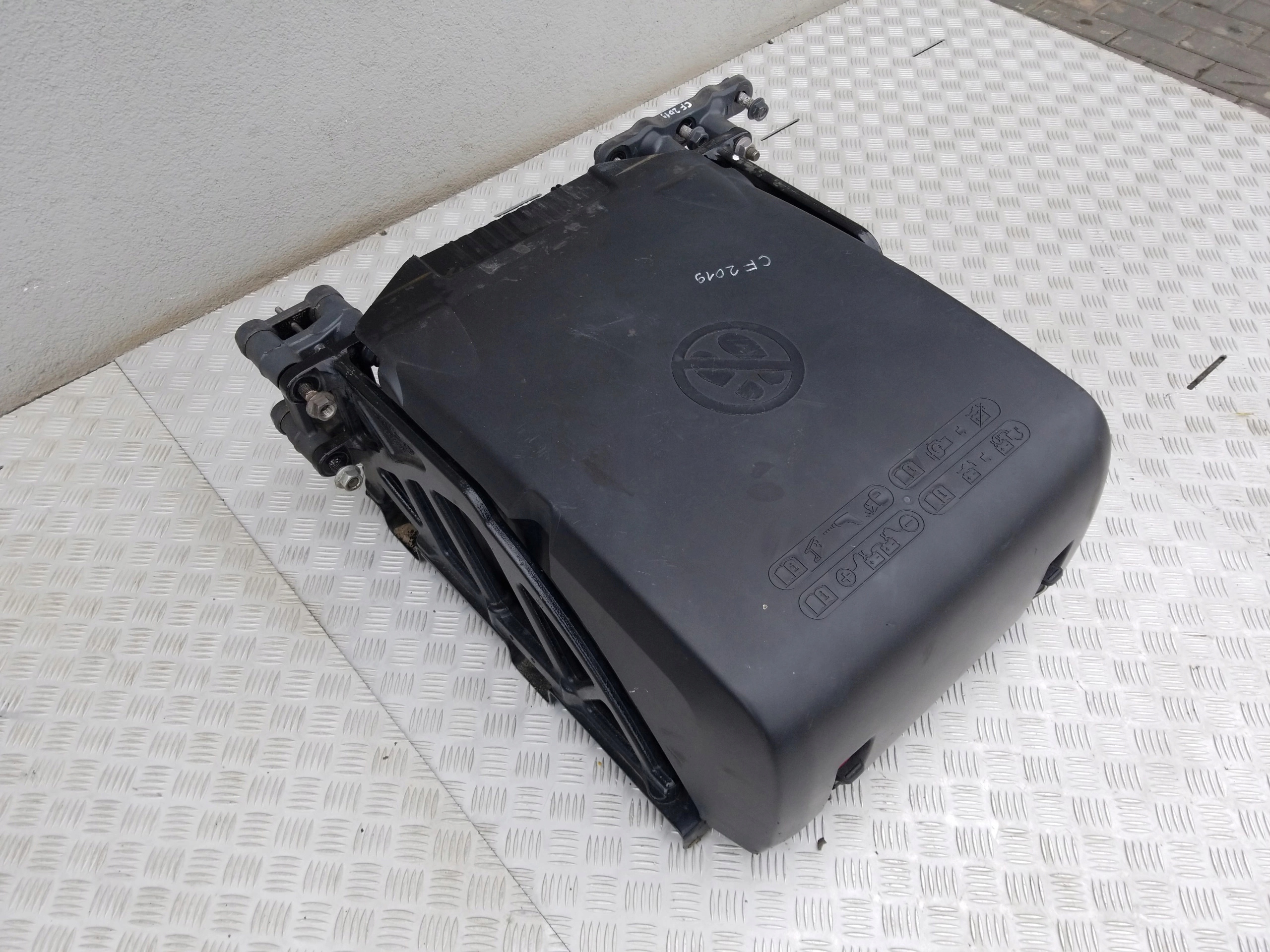 PODSTAWA OBUDOWA AKUMULATORÓW DAF XF 106 LIFT EURO - obrazek 3