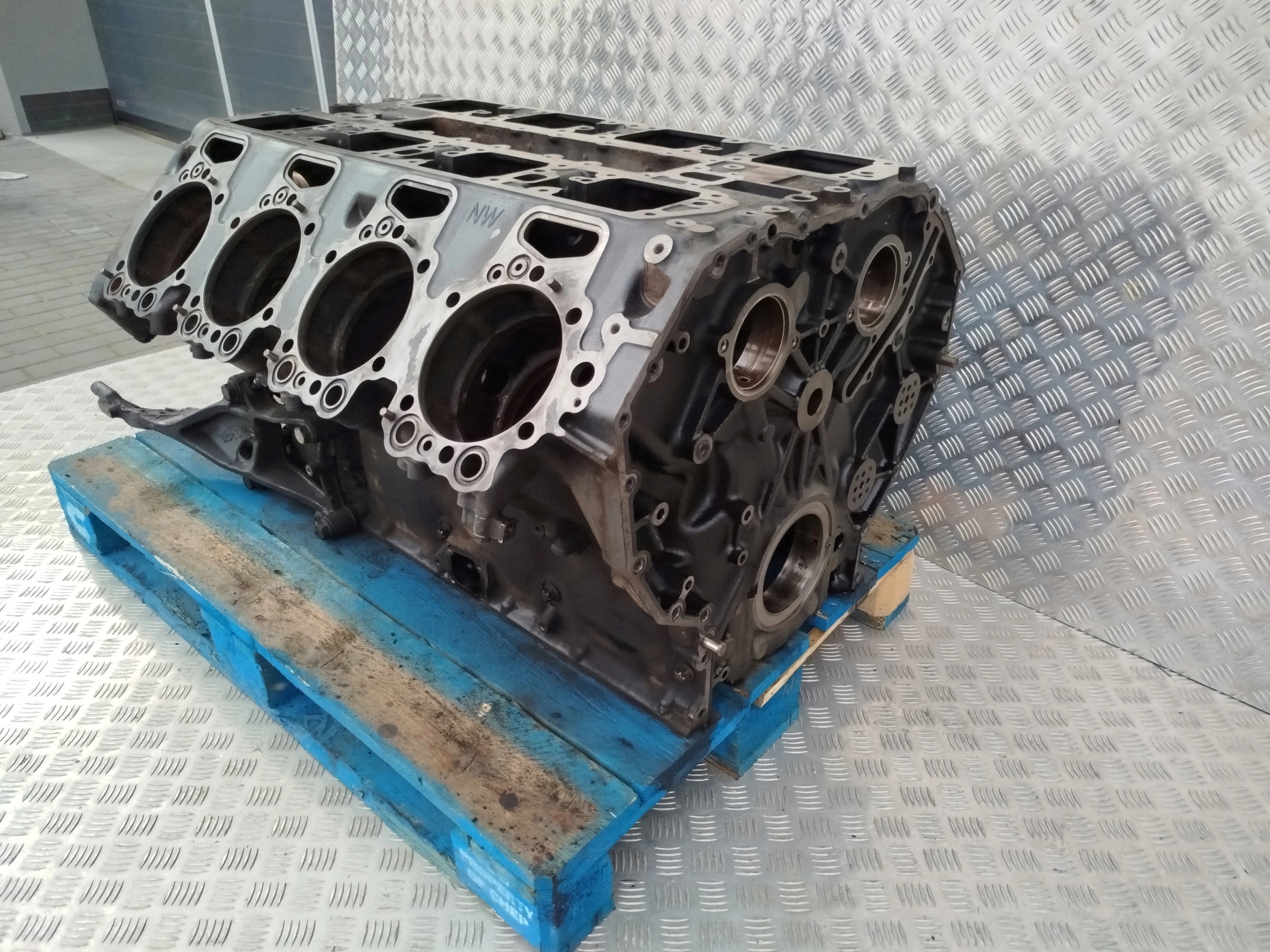 BLOK SILNIKA SCANIA V 520 580 EURO 6 - obrazek 3