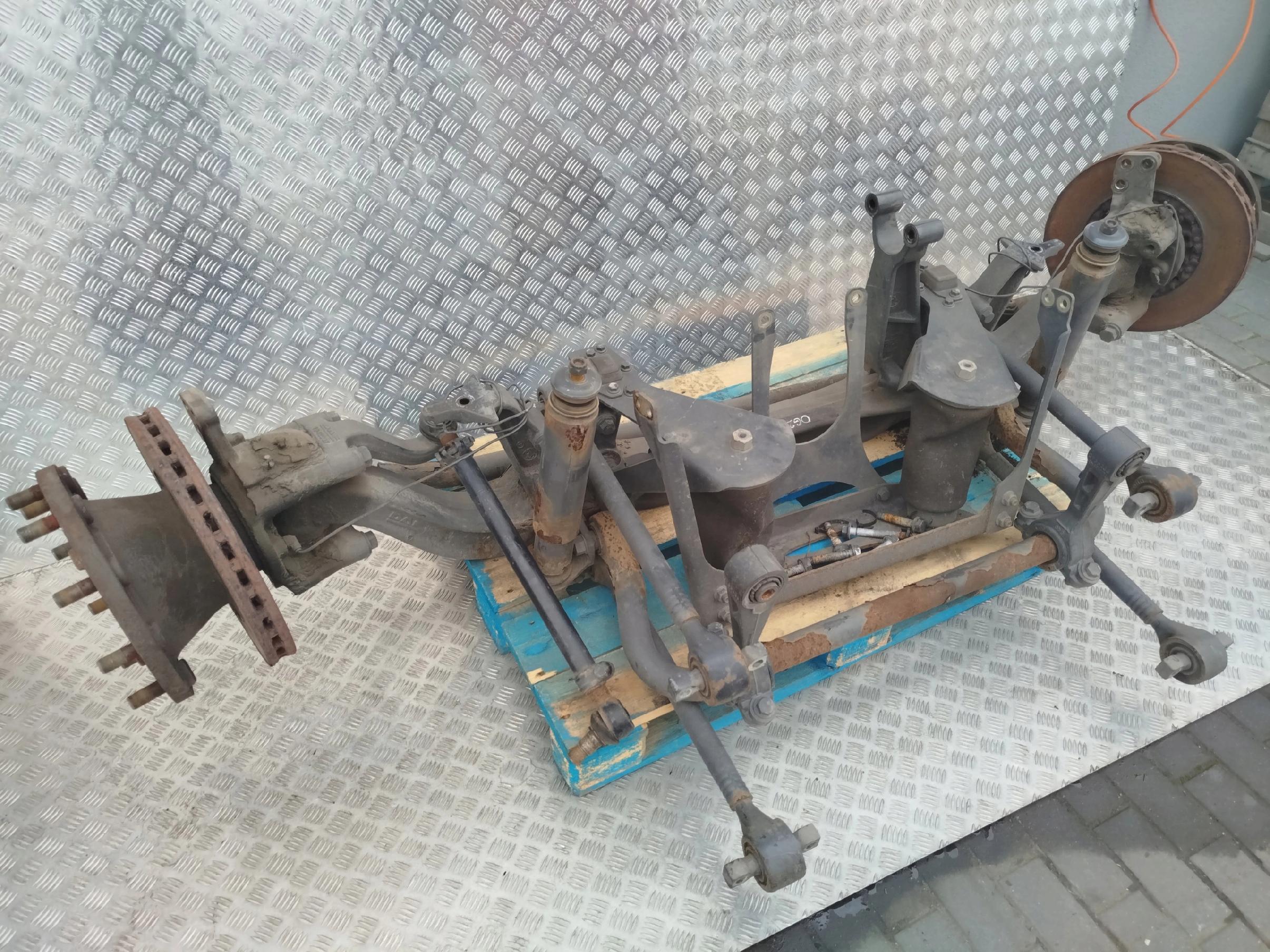 OŚ SKRĘTNA DAF CF 106 LIFT ANGLIK - obrazek 2