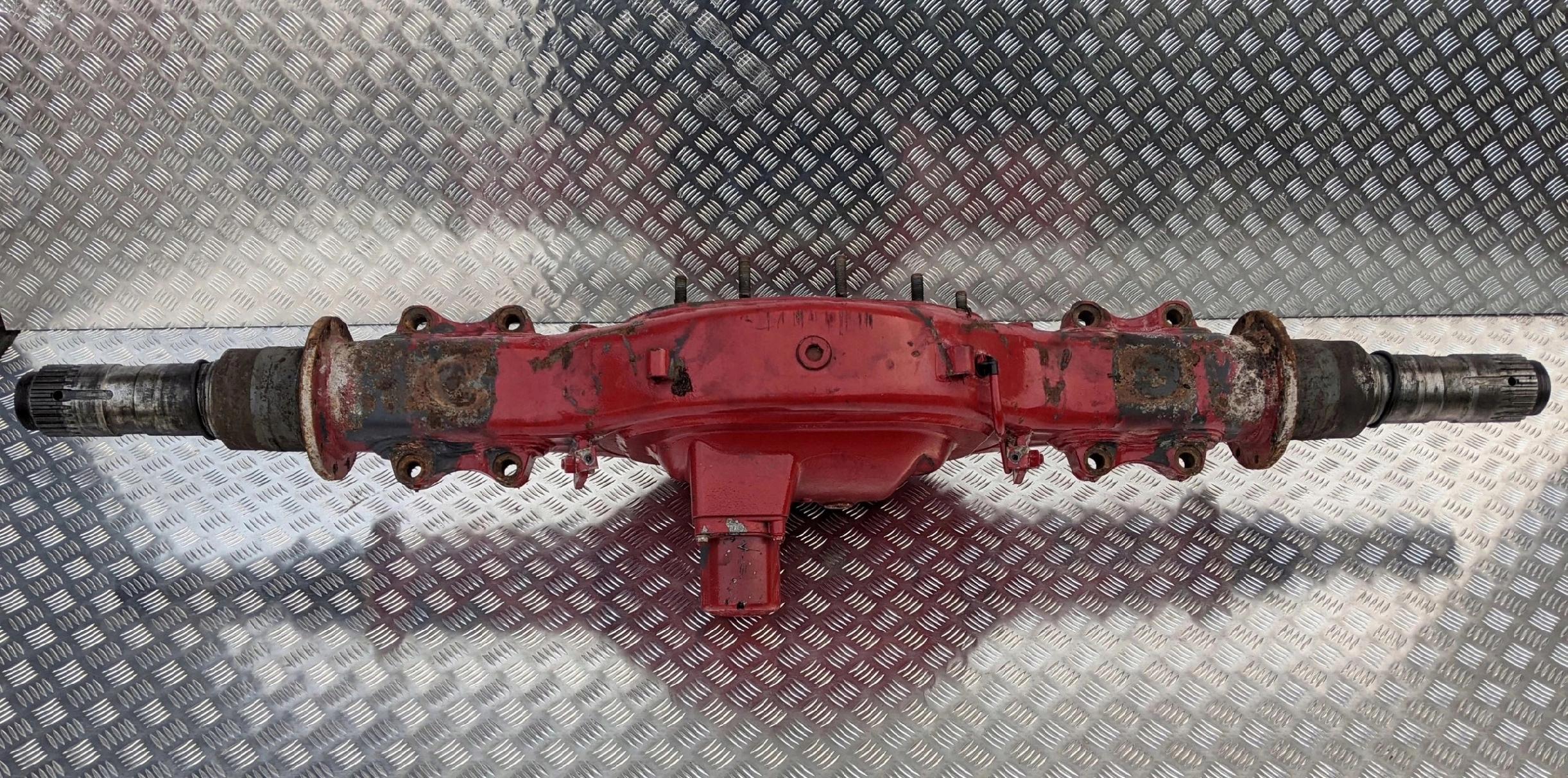 OBUDOWA POCHWA MOSTU SCANIA RP 835