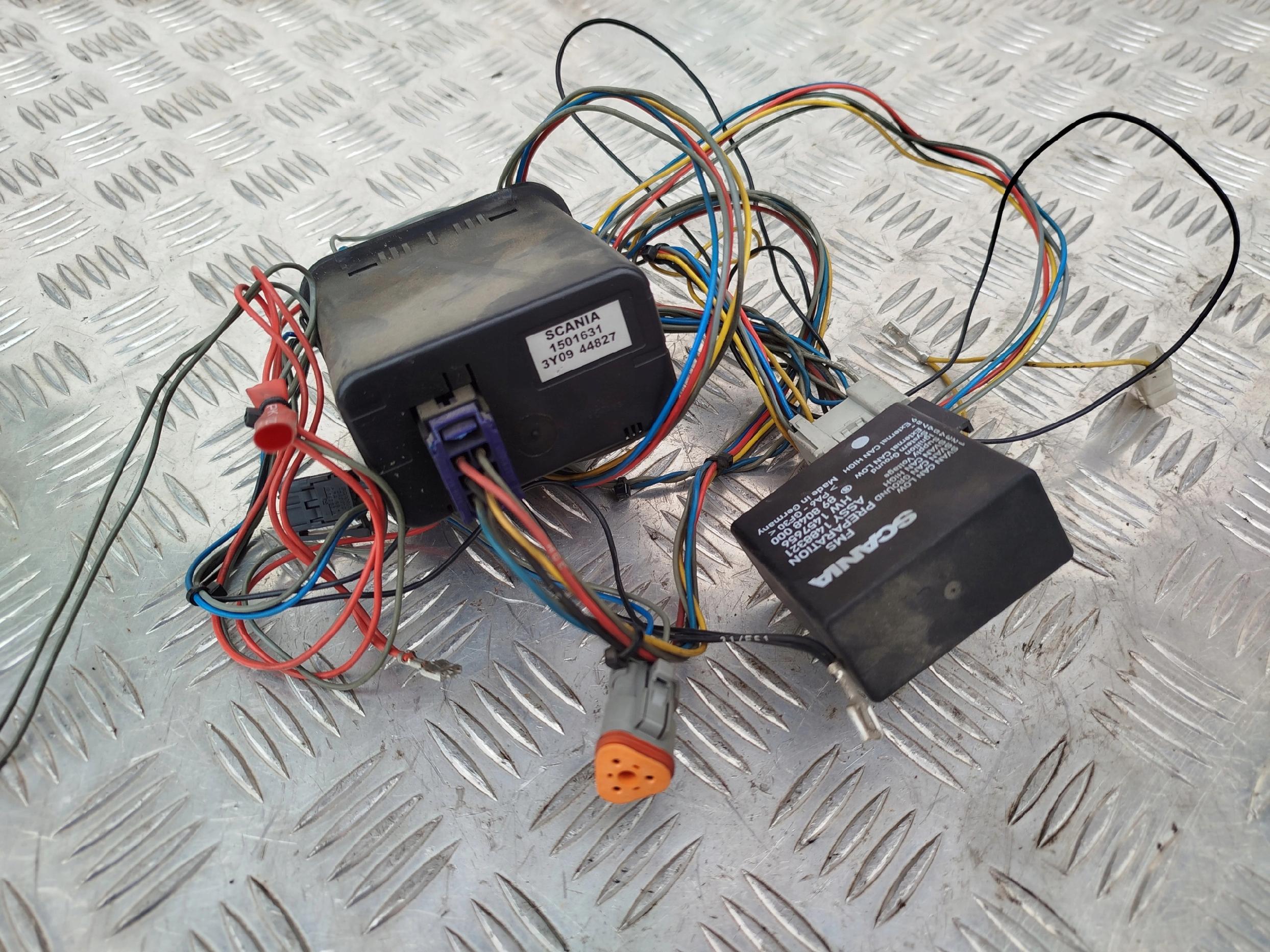 WYŚWIETLACZ KOMPUTERA PANEL SCANIA 4 - obrazek 2