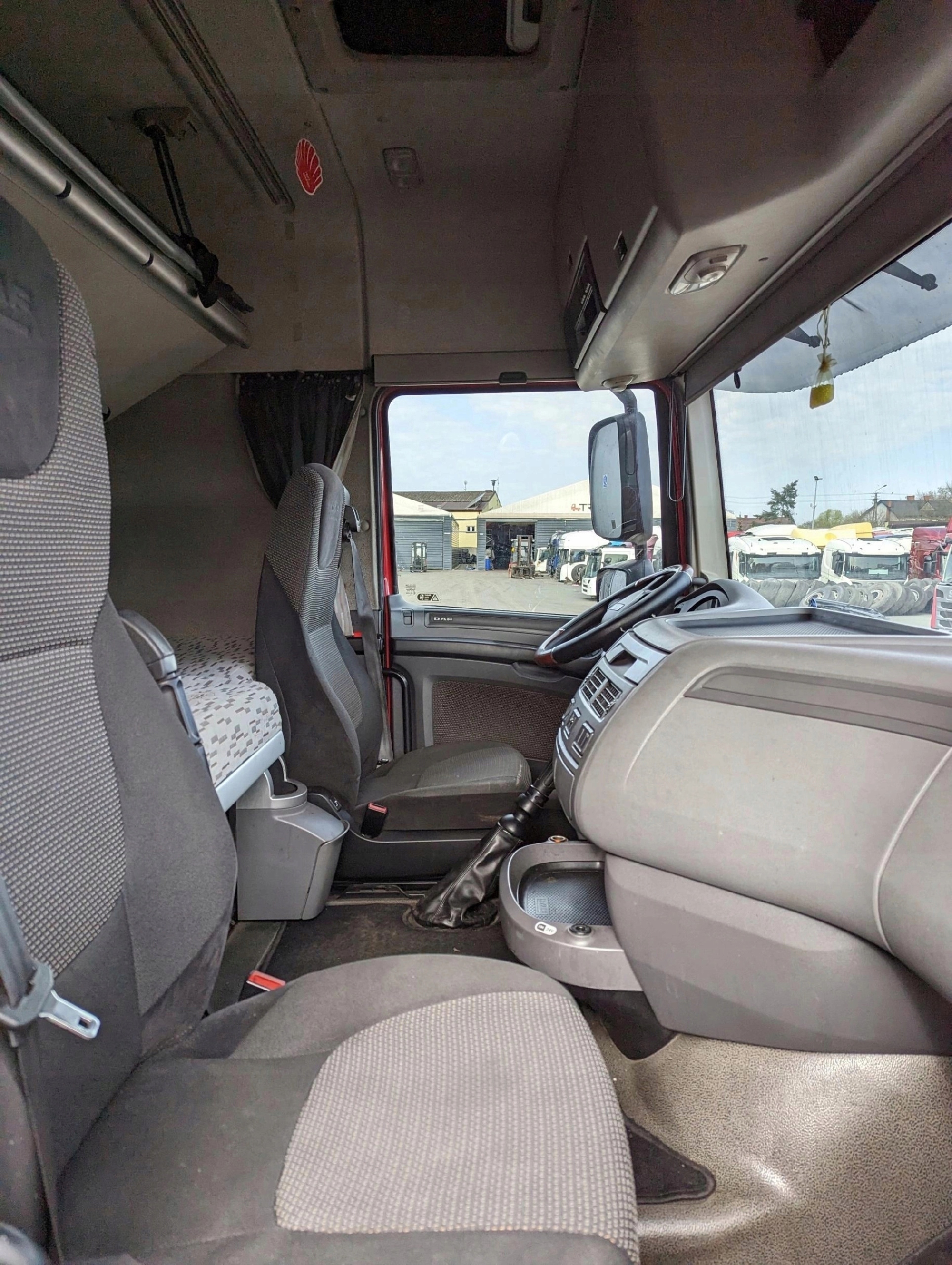 KABINA DAF XF 106 2014 ROK SC - obrazek 7