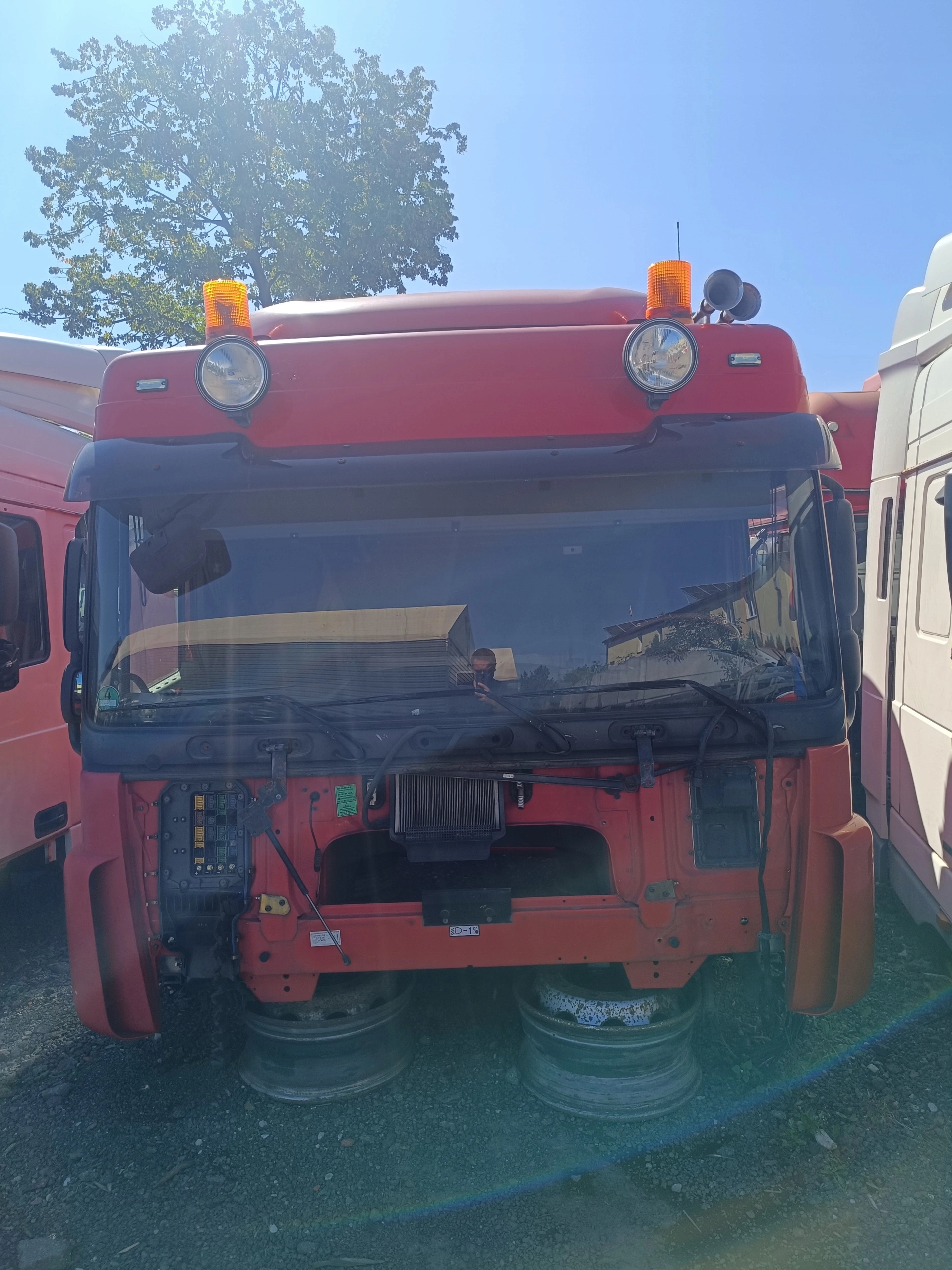 KABINA DAF XF 105 RÓŻNE RODZAJE WYPRZEDAŻ - obrazek 5