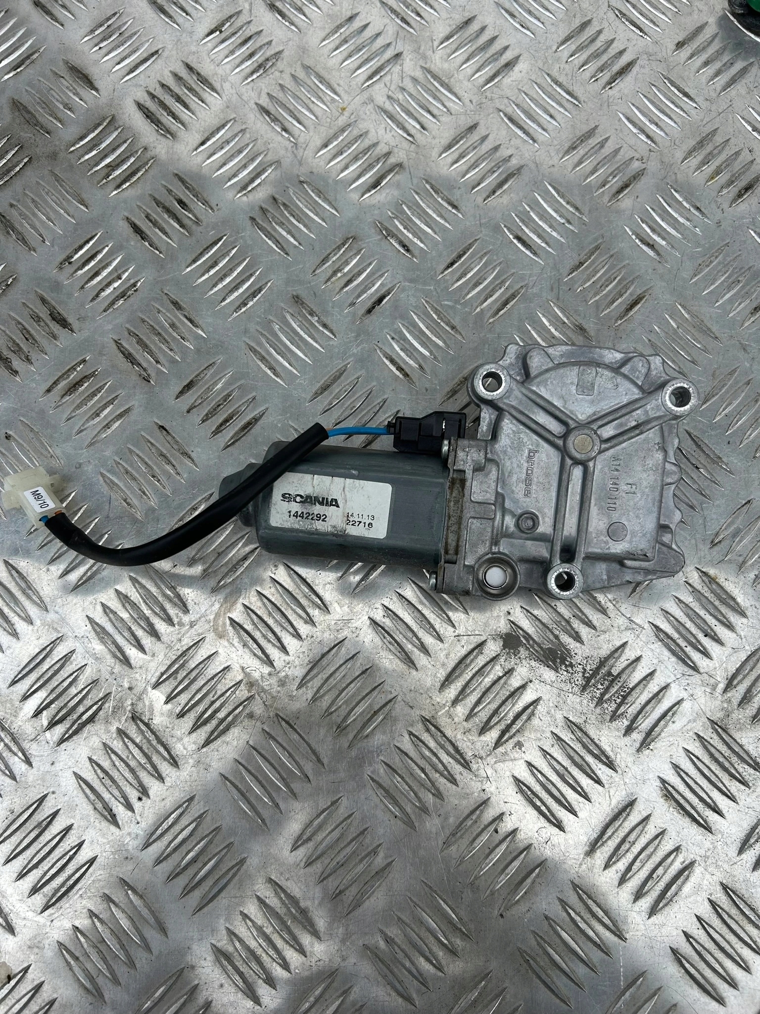 SILNICZEK SIŁOWNIK PODNOSZENIA SZYBY PRAWY SCANIA R - obrazek 8