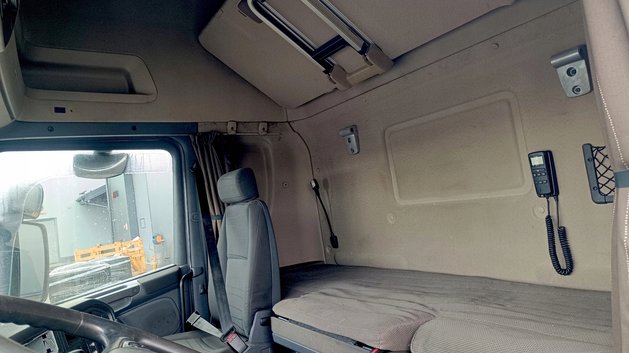 KABINA SCANIA TOPLINE R420 HPI - obrazek 9