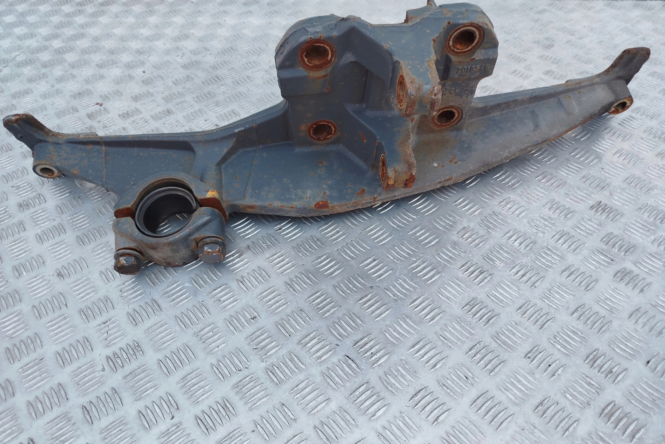 BELKA SILNIKA SKRZYNI RAMY DAF XF 106 - obrazek 5