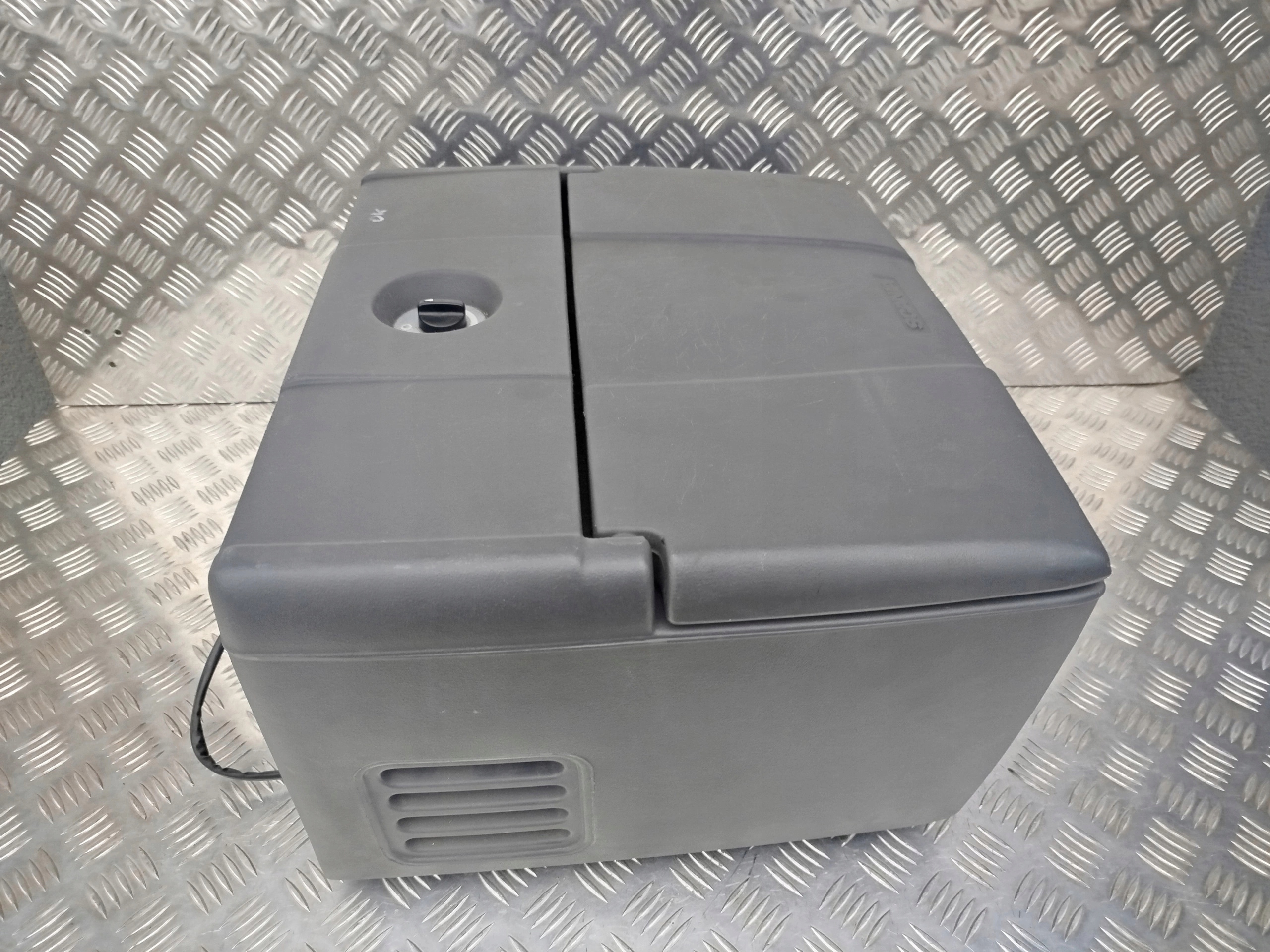 LODÓWKA CP CR 16 SCANIA - obrazek 2