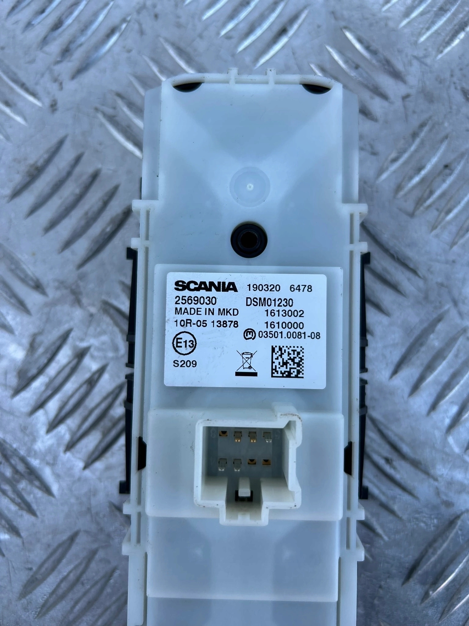 PANEL STEROWANIA SZYB PRZYCISKI SCANIA NTG NOWY MODEL - obrazek 2