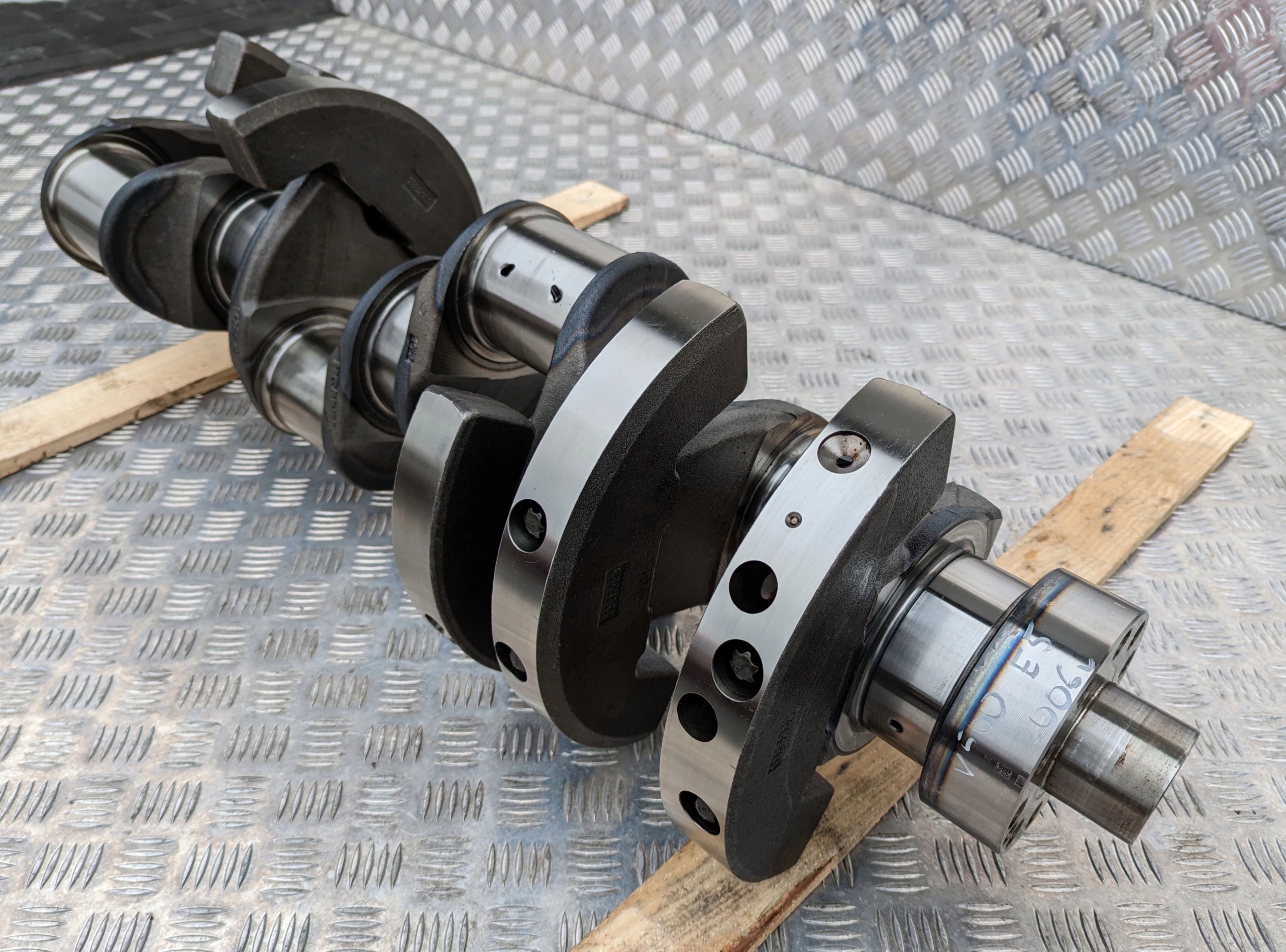 WAŁ KORBOWY SCANIA R500 PDE V8 EURO 5 - obrazek 5