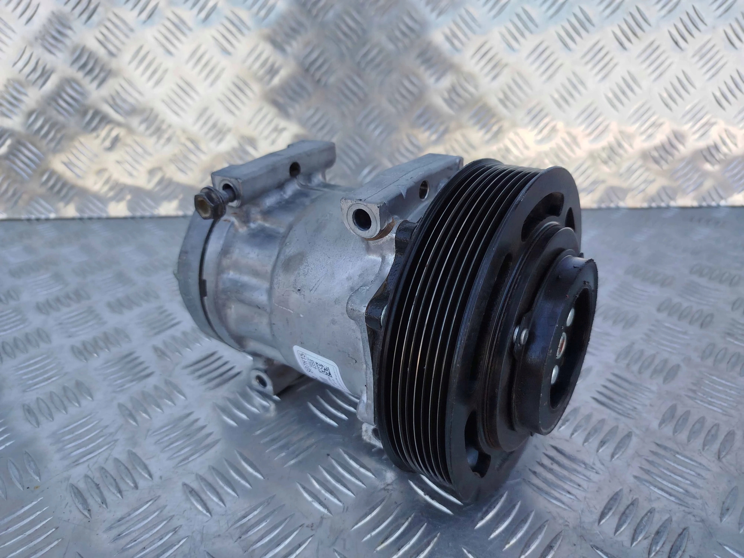 SPRĘŻARKA KLIMATYZACJI DAF XF 106 LIFT - obrazek 2