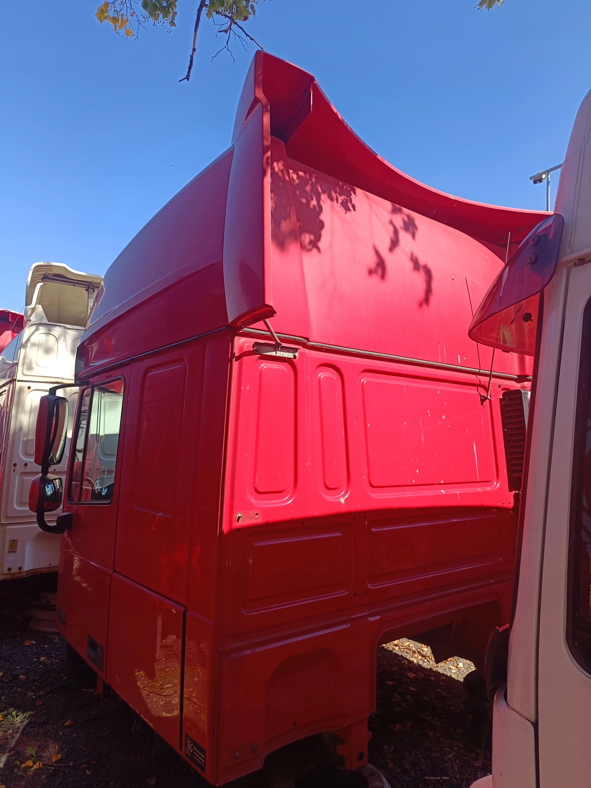 KABINA DAF XF 105 RÓŻNE RODZAJE WYPRZEDAŻ - obrazek 7