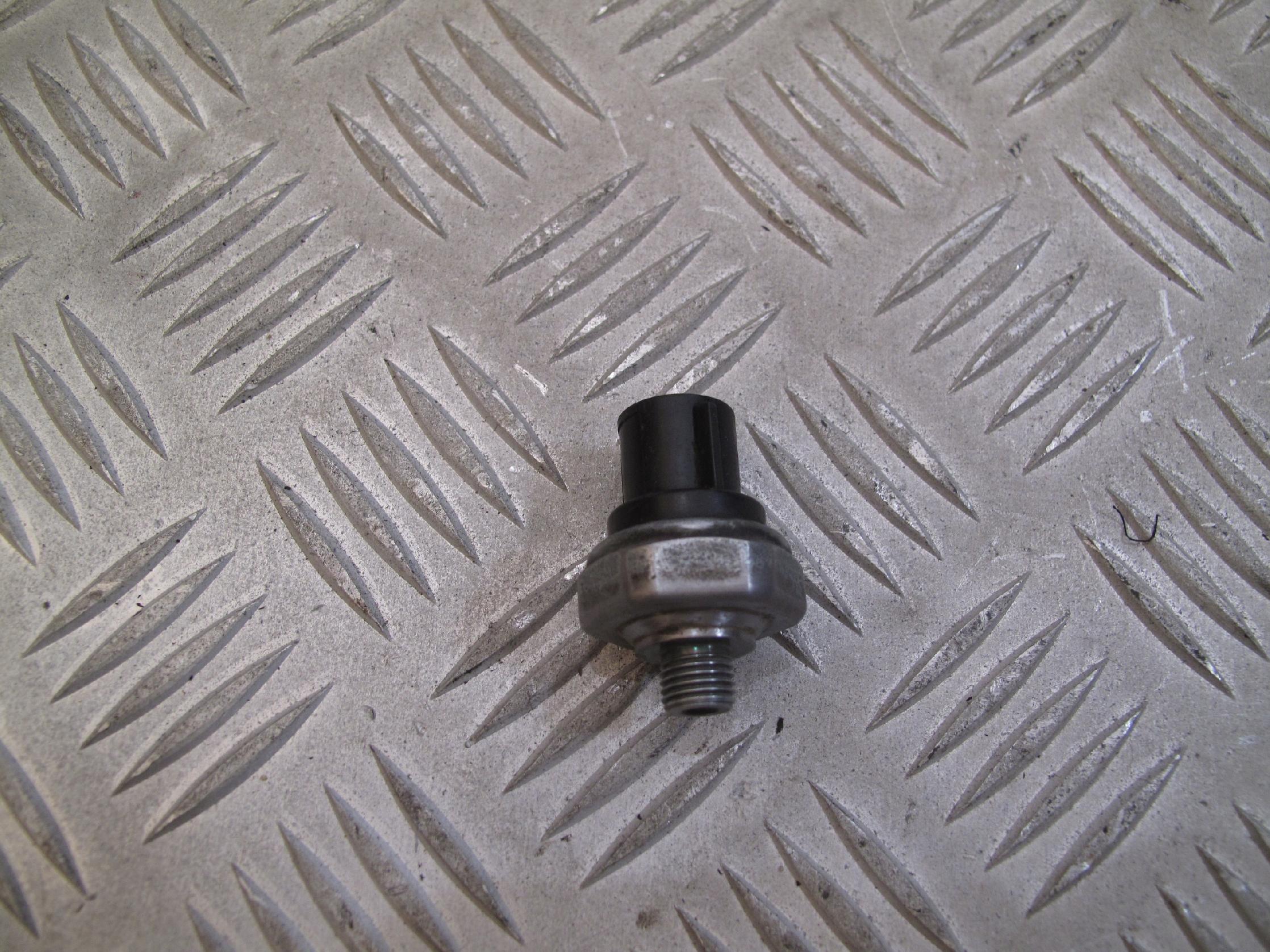 CZUJNIK KLIMATYZACJI STARY TYP SCANIA R G P - obrazek 2