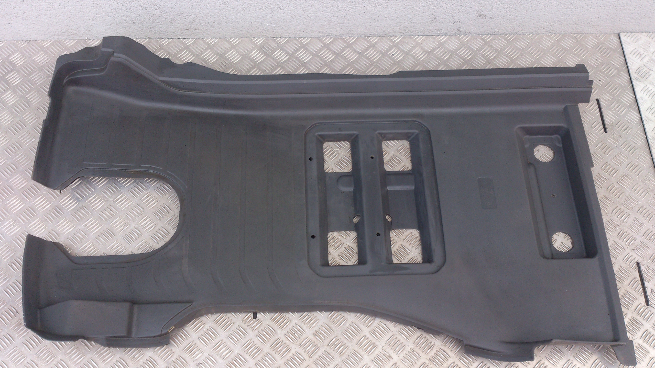 WYKŁADZINA DYWANIK WYGŁUSZENIE SCANIA R S