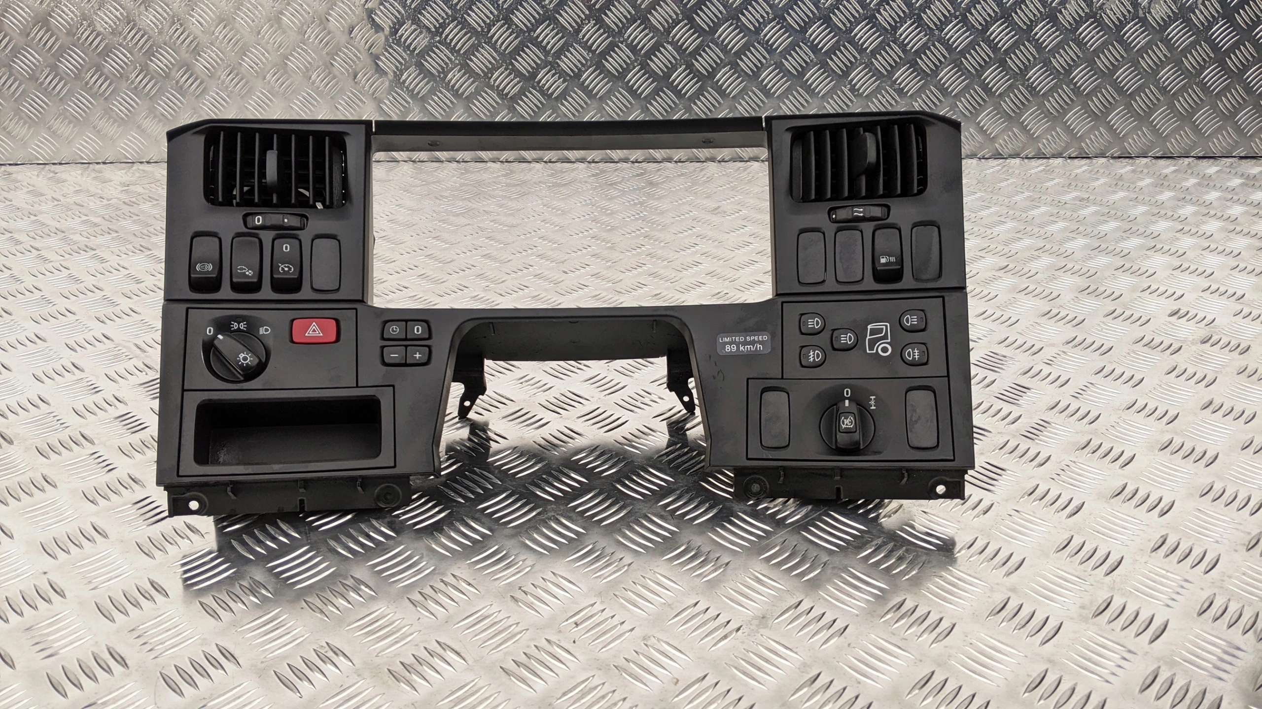 PANEL ELEMENT KOKPITU SCANIA R