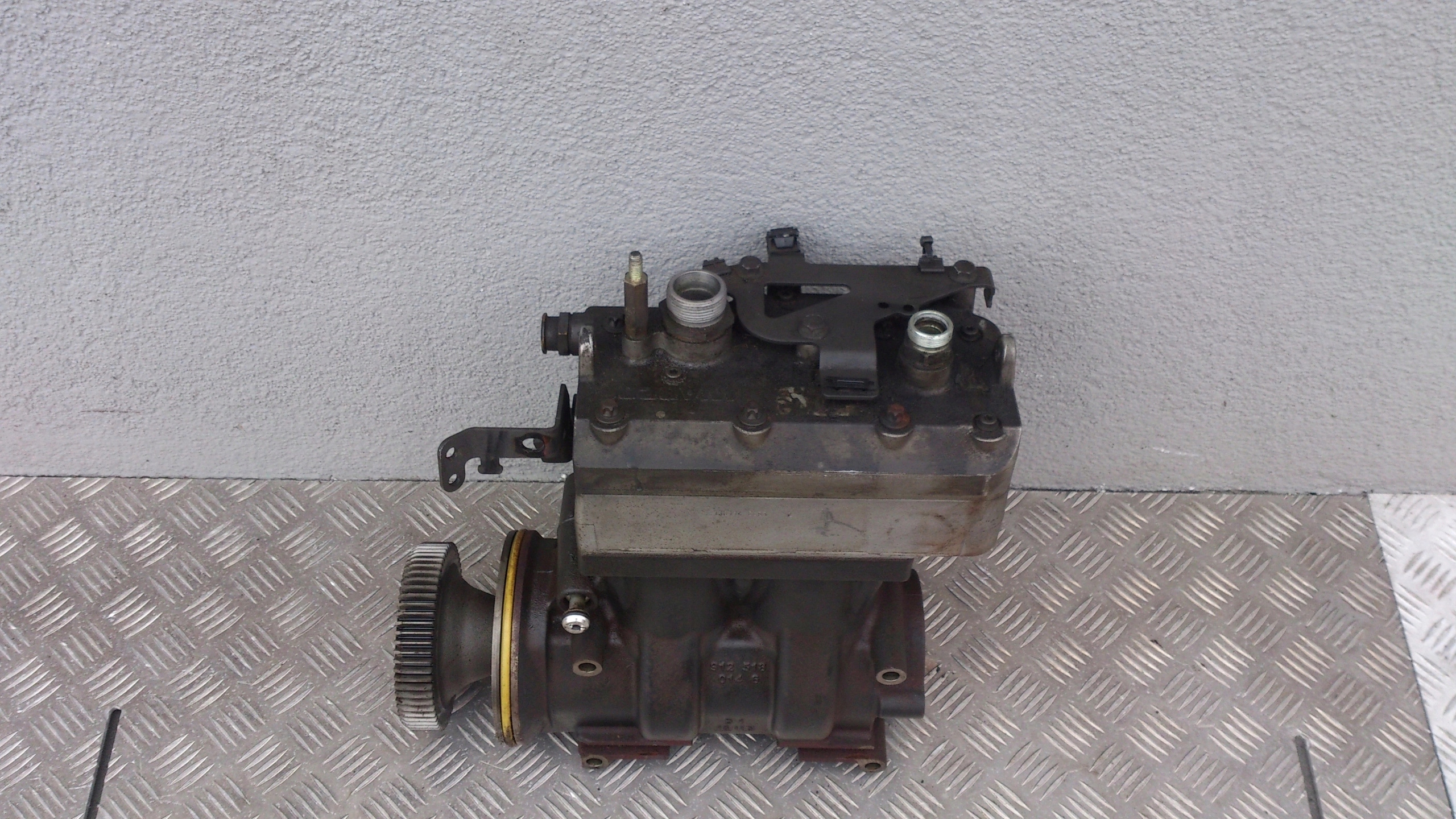 SPRĘŻARKA POWIETRZA KOMPRESOR DAF XF 106 - obrazek 3