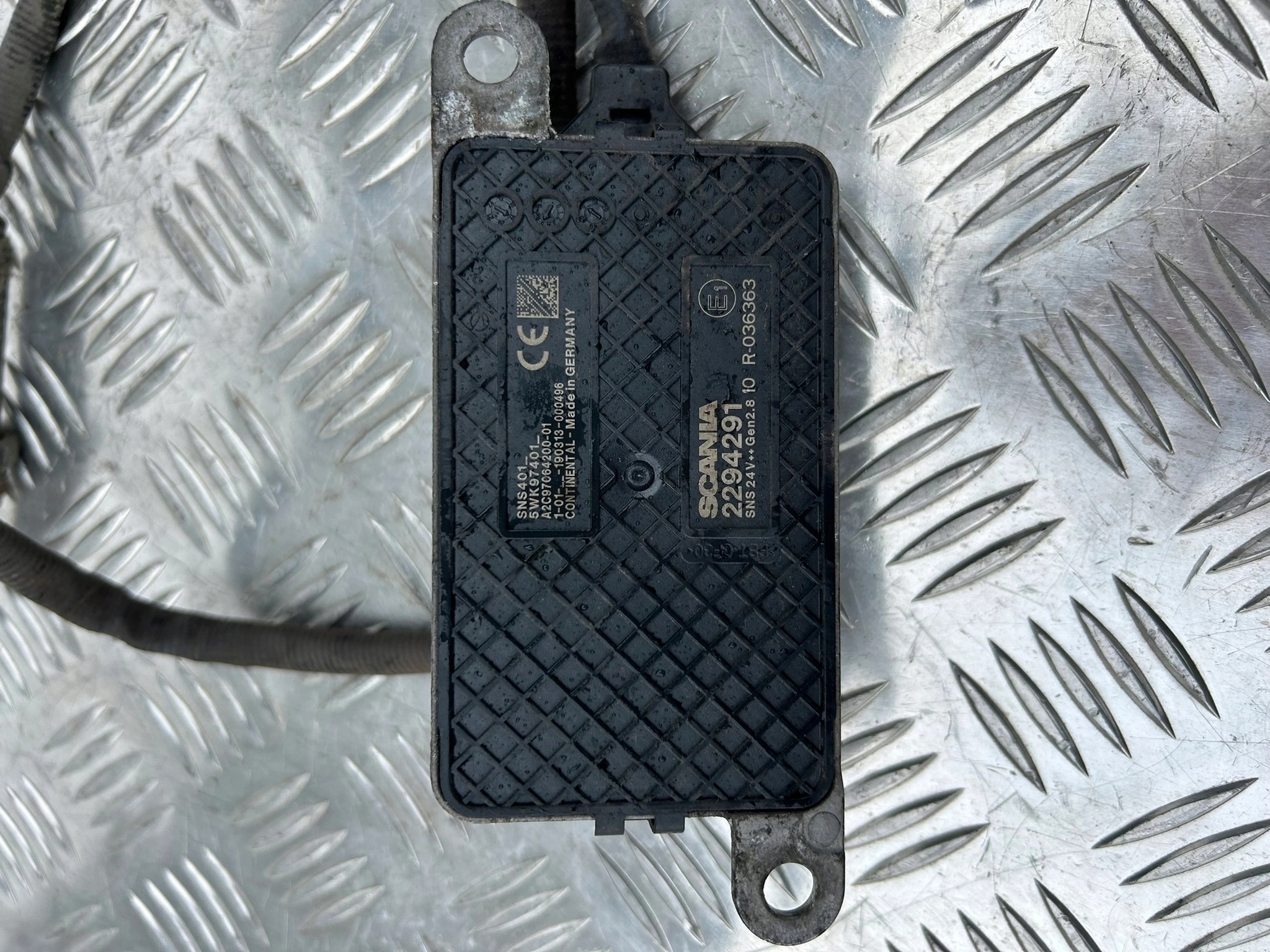 CZUJNIK NOx SCANIA EURO 6 PRZED KATALIZATOREM - obrazek 4