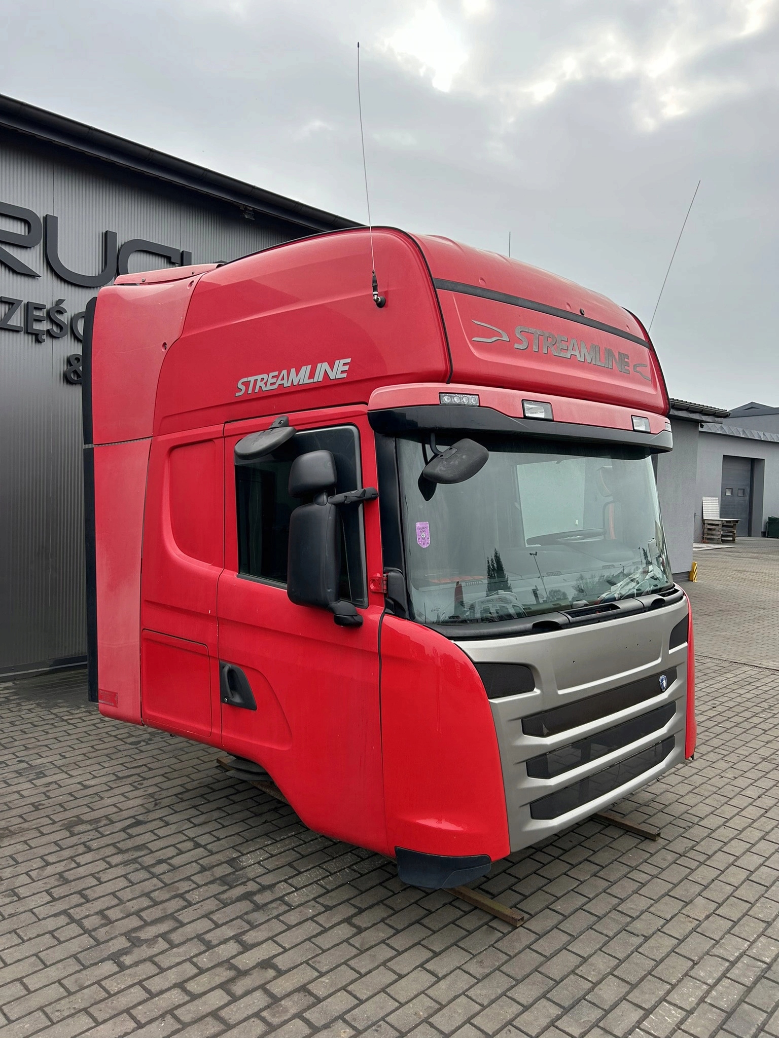 KABINA SCANIA CR19 TOPLINE XPI 2015 R - obrazek 4