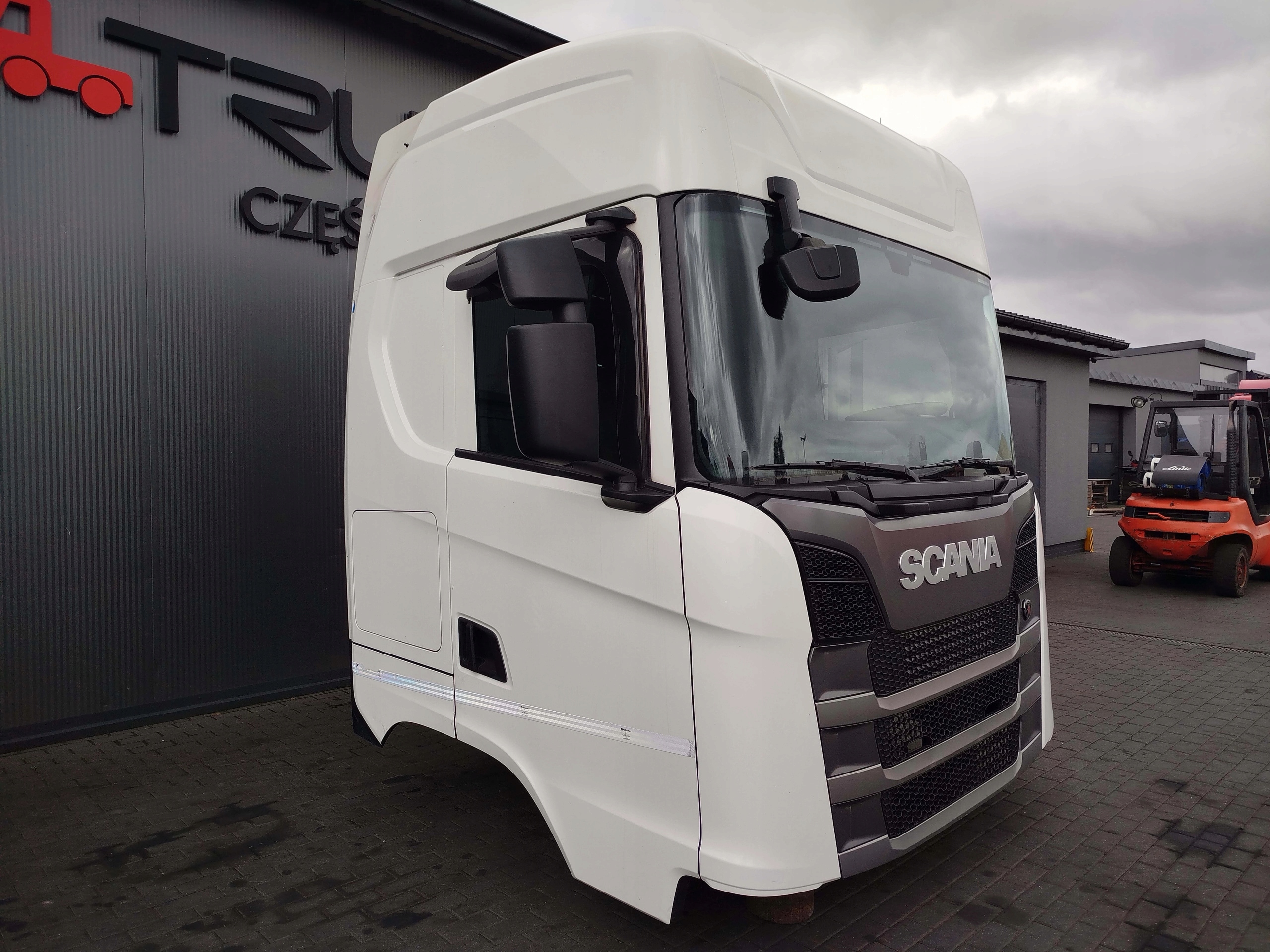 KABINA SCANIA S NTG - obrazek 2