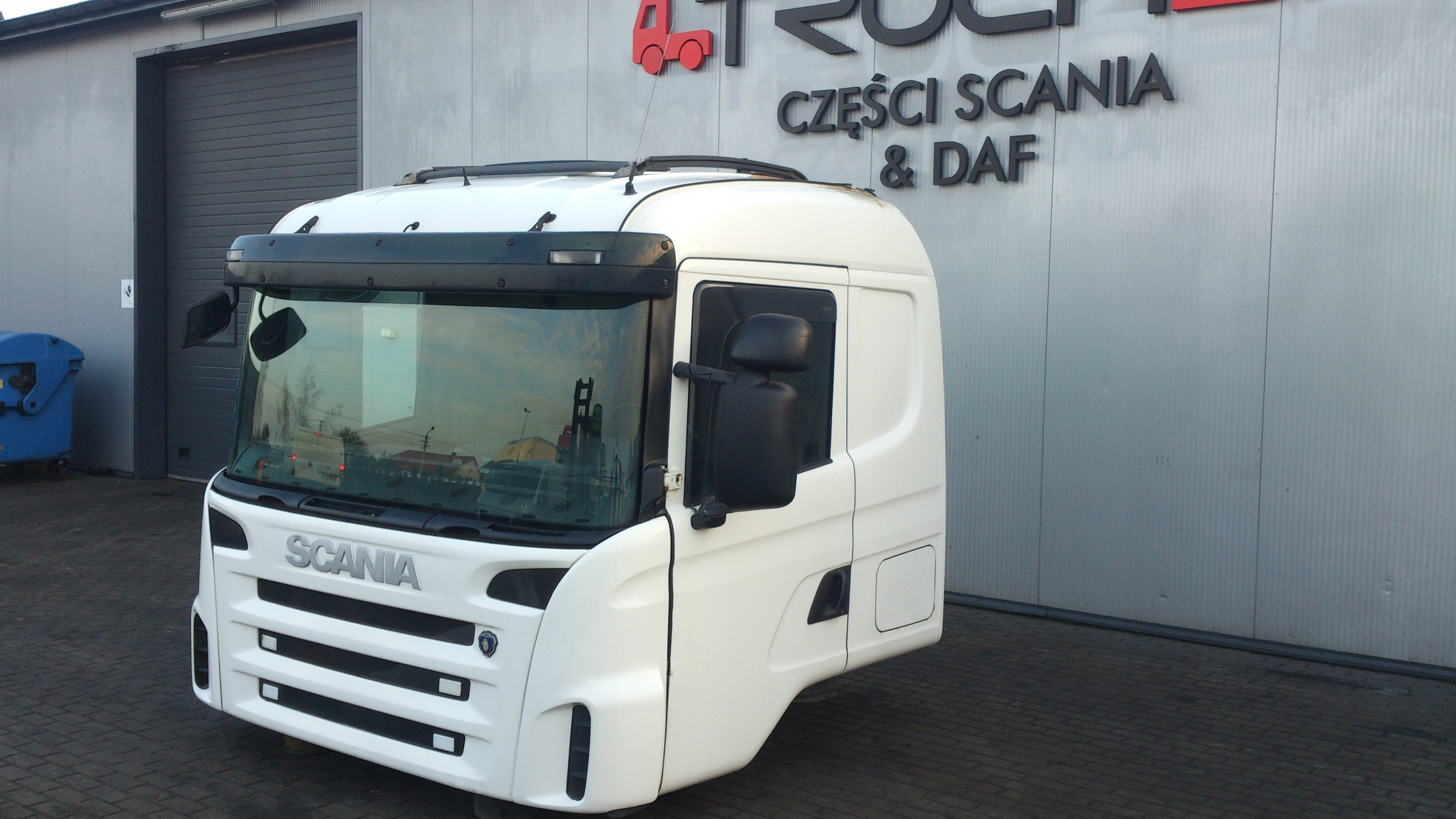 KABINA CR 19 SCANIA R MAŁY SCHOWEK - obrazek 3