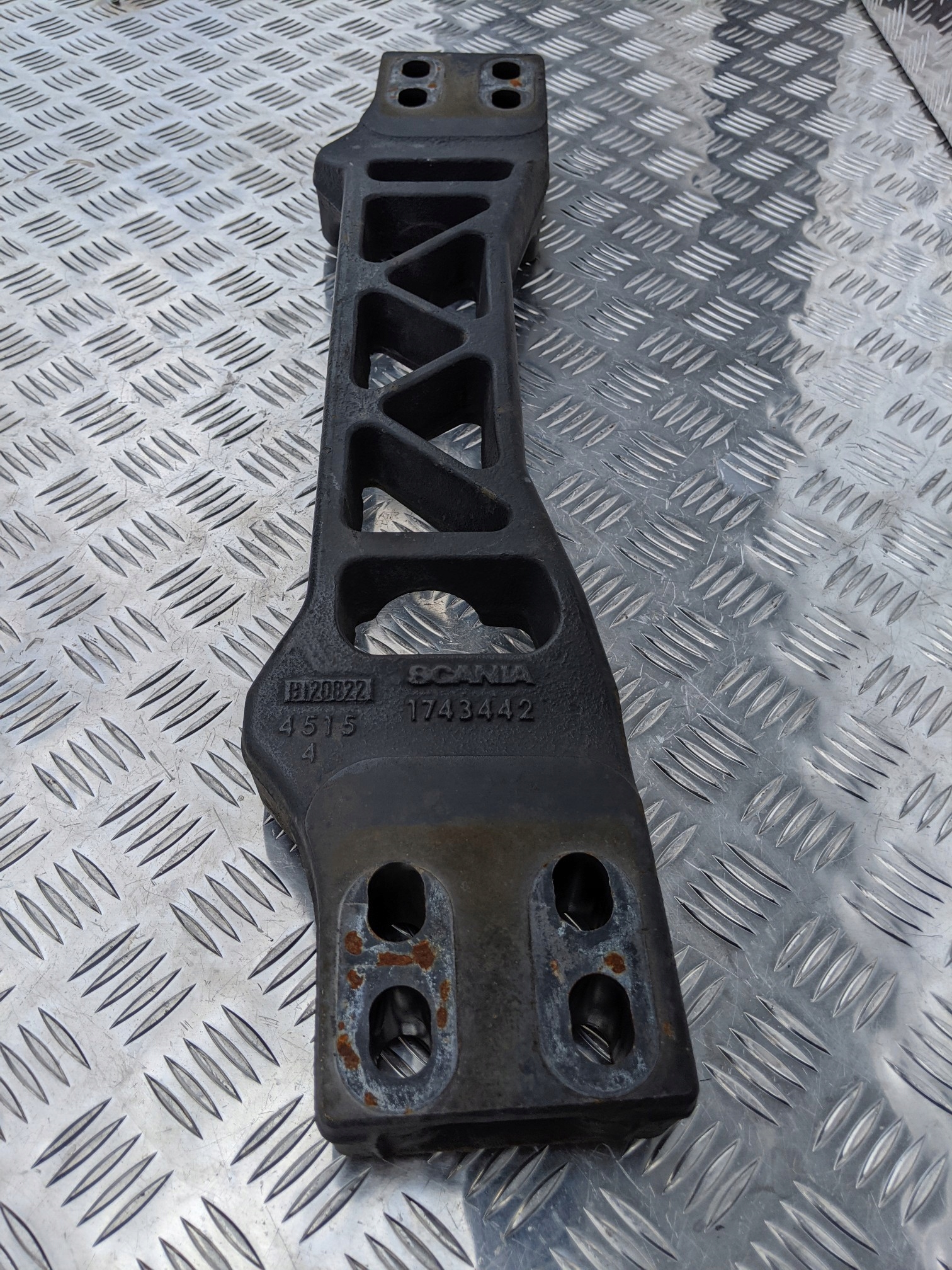 BELKA RAMY DO SKRZYNI BIEGÓW SCANIA R - obrazek 3