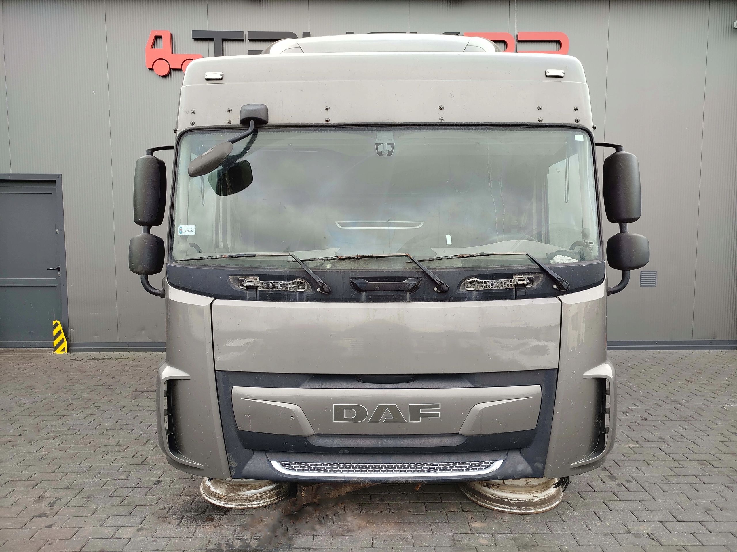 KABINA DAF XF 106 LIFT