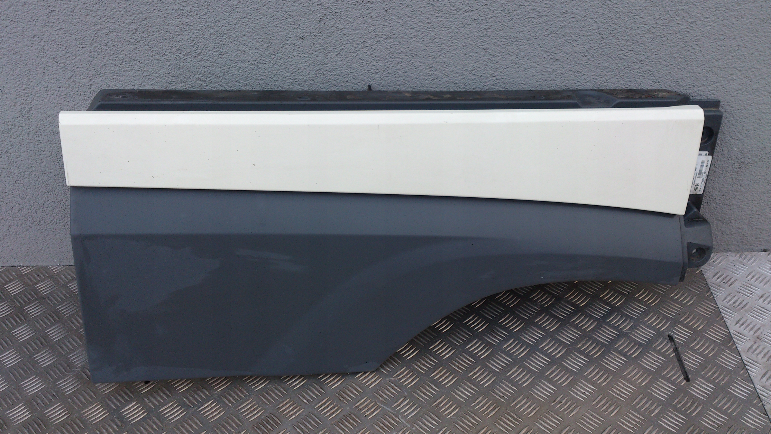 PRZEDŁUŻENIE SCHOWKA BŁOTNIK DAF XF 106