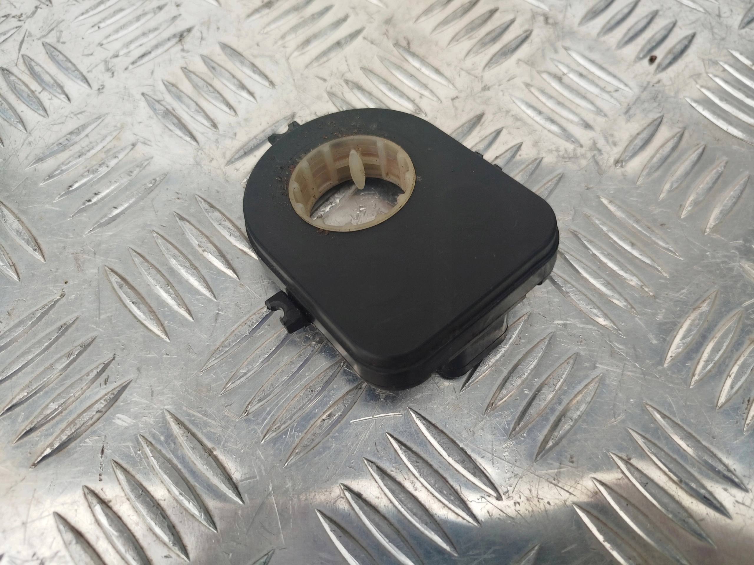 CZUJNIK KĄTA SKRĘTU SCANIA - obrazek 4