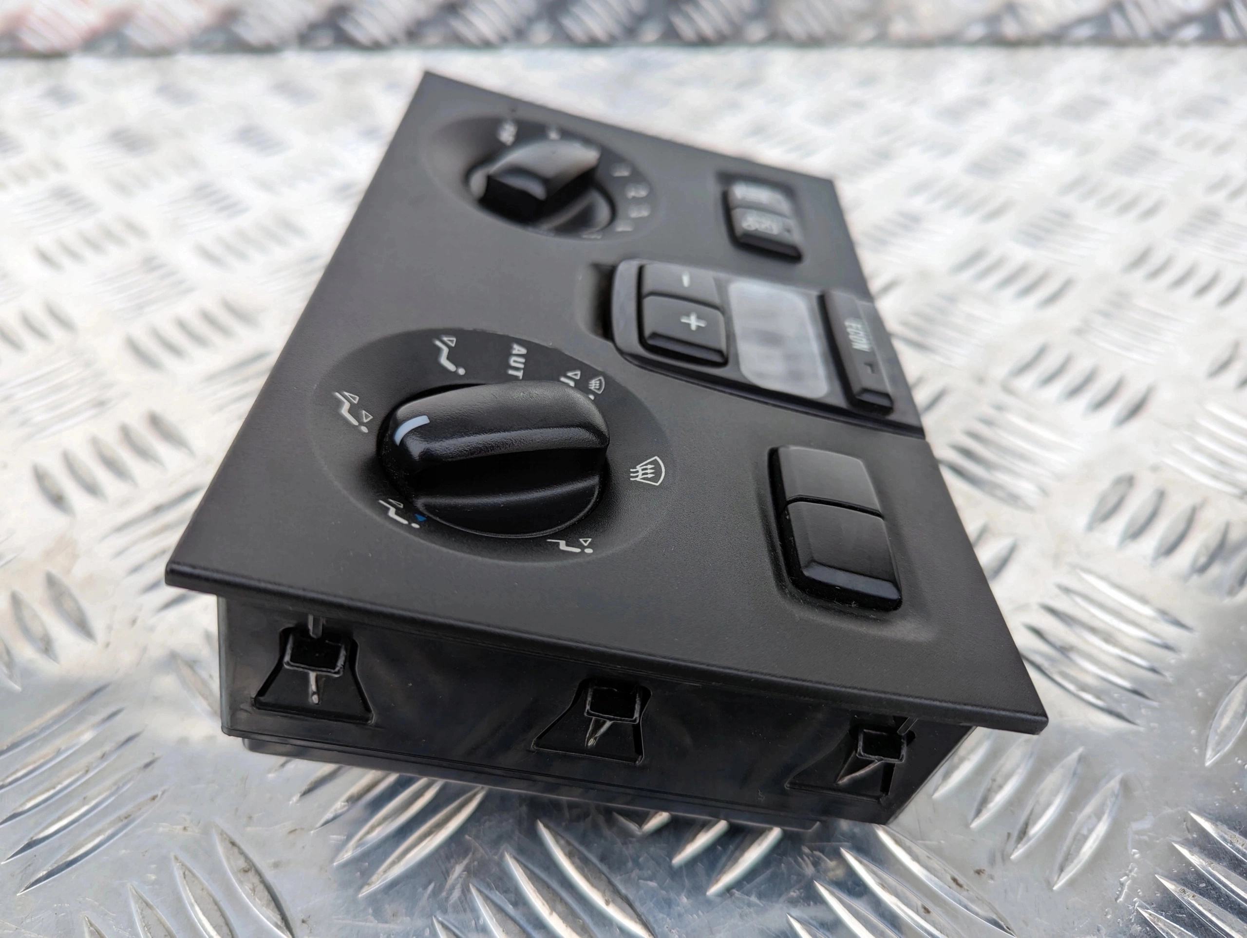 PANEL STEROWANIA NAGRZEWNICY KLIMATRONIK SCANIA R - obrazek 4