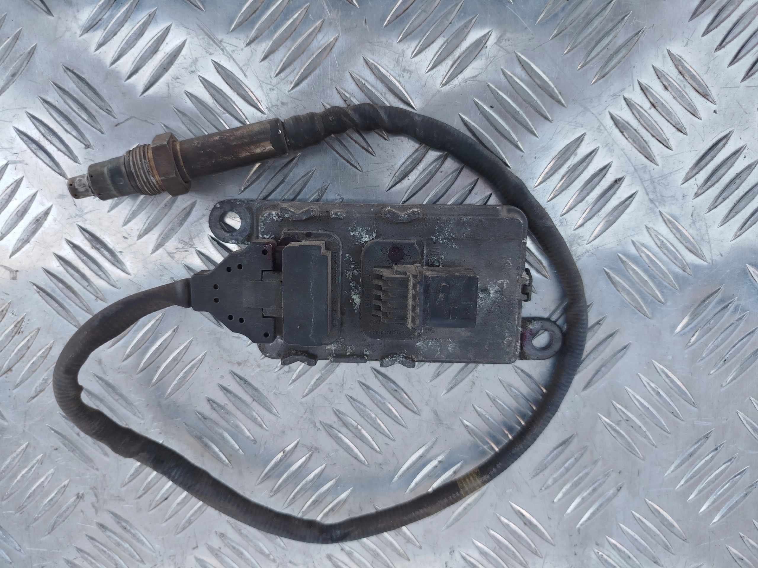 CZUJNIK NOX DAF XF 106 460 PRZED KATALIZATOREM - obrazek 2