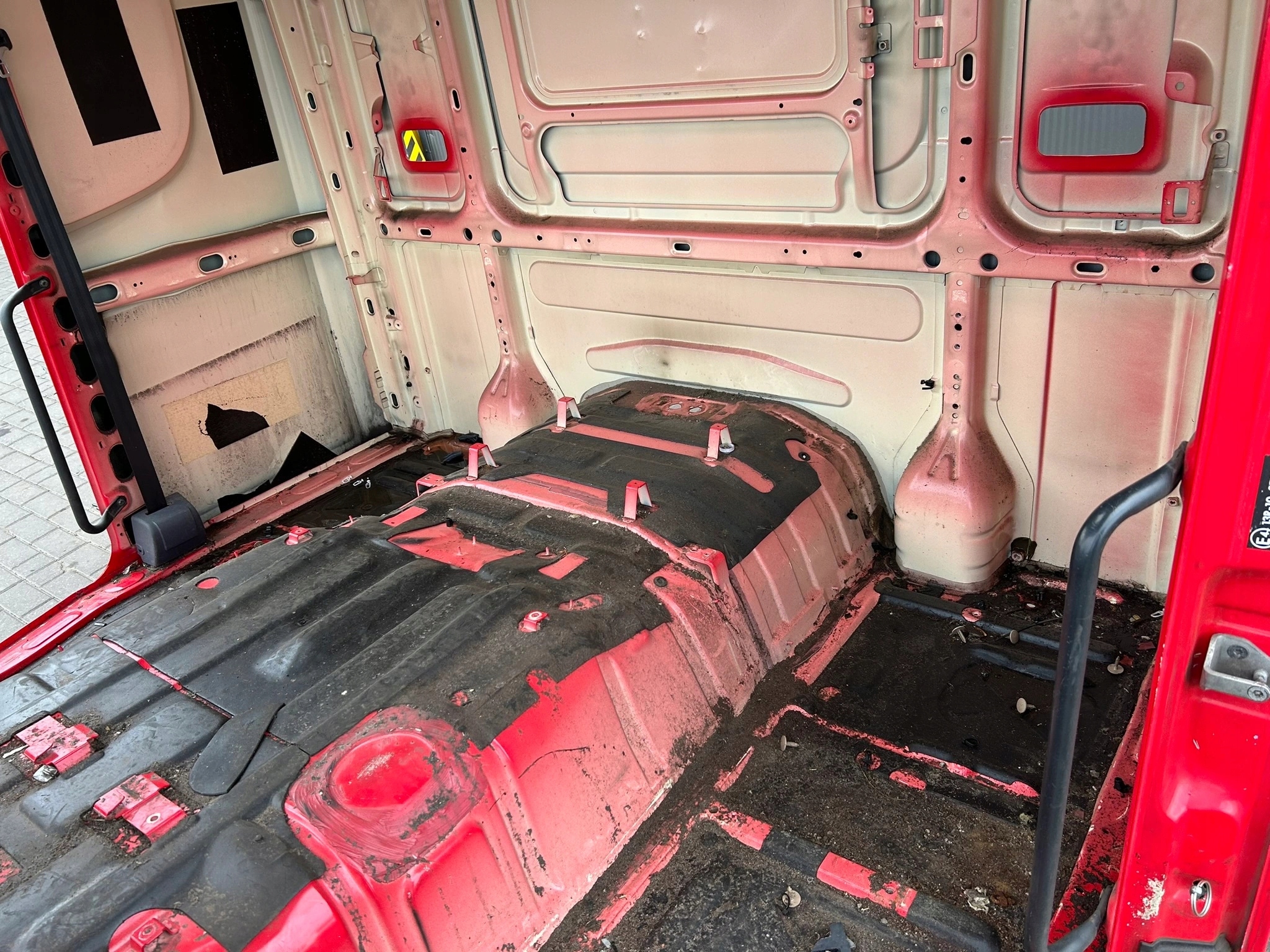 KABINA GOŁA SZKIELET SCANIA CG19 HPI HIGHLINE 2010 ROK - obrazek 7