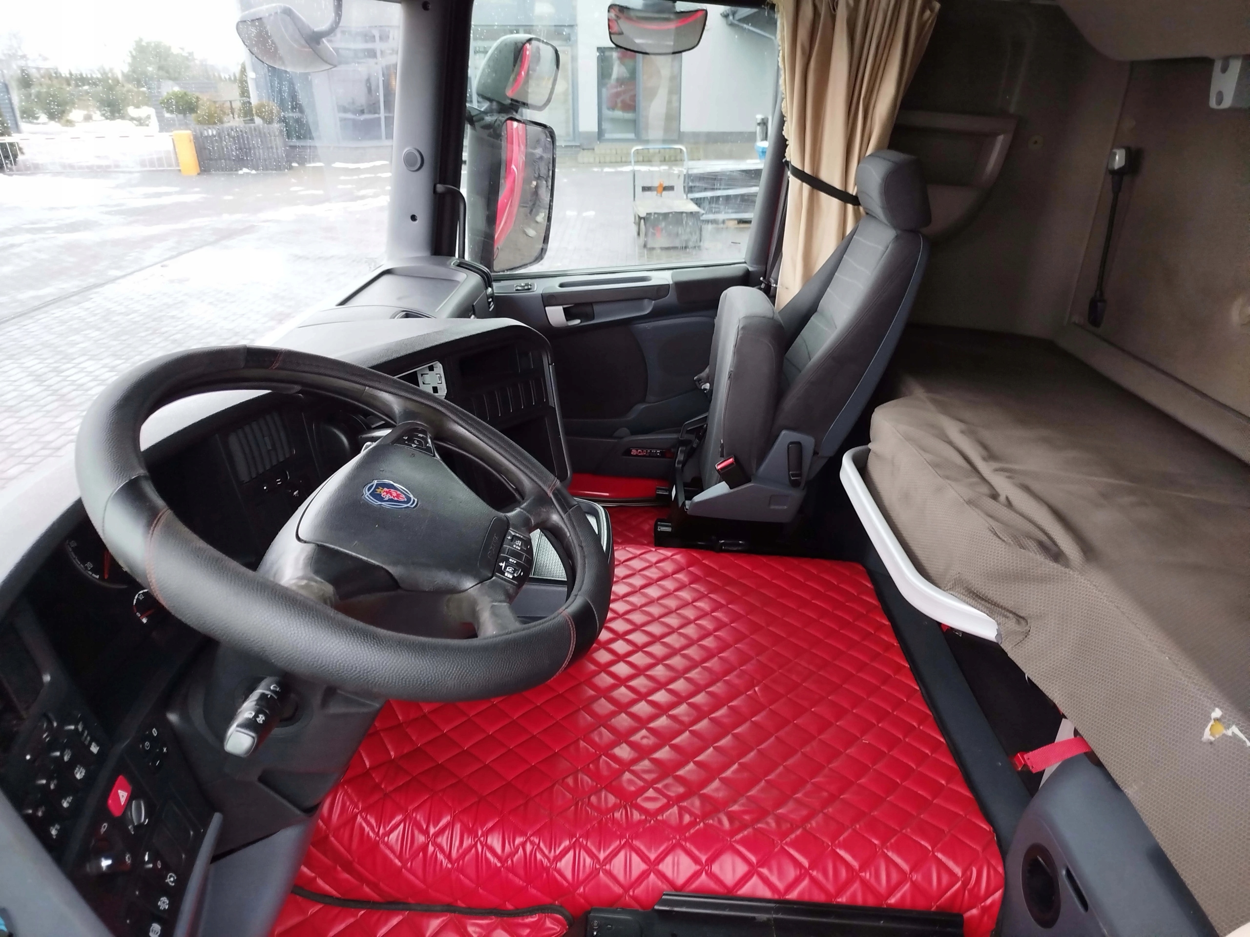 KABINA SCANIA R STREAMLINE HIGHLINE 2015R - obrazek 8