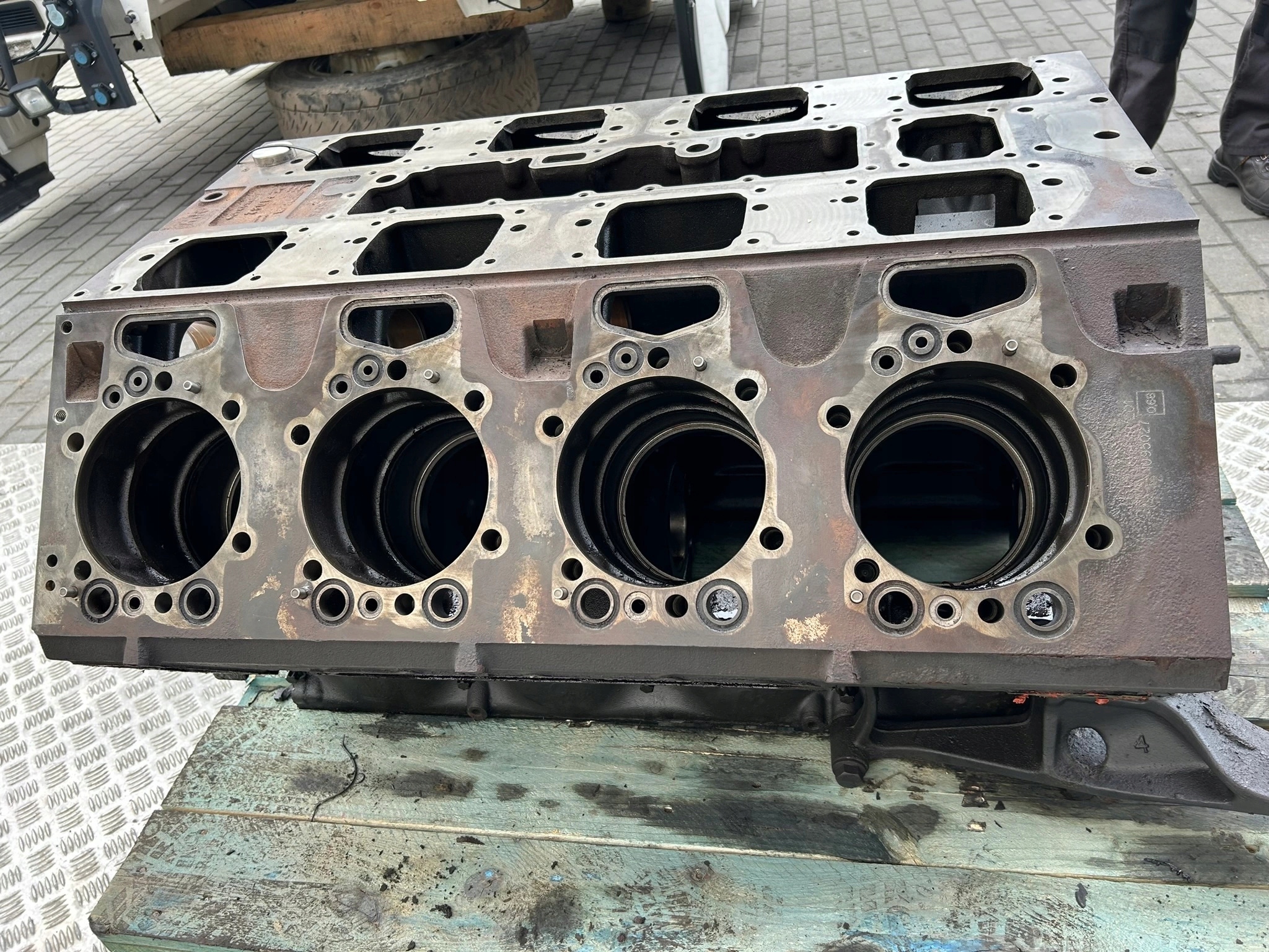 BLOK SILNIKA SCANIA R 500 560 580 620 V8 PDE 2012 ROK - obrazek 4