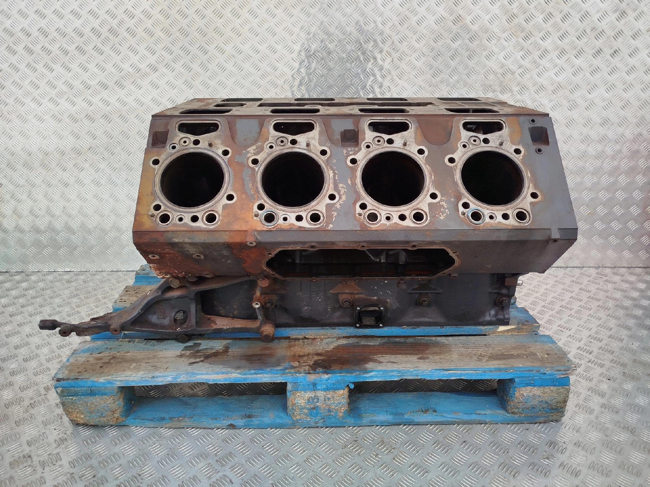 BLOK SILNIKA SCANIA V8 500 - obrazek 4