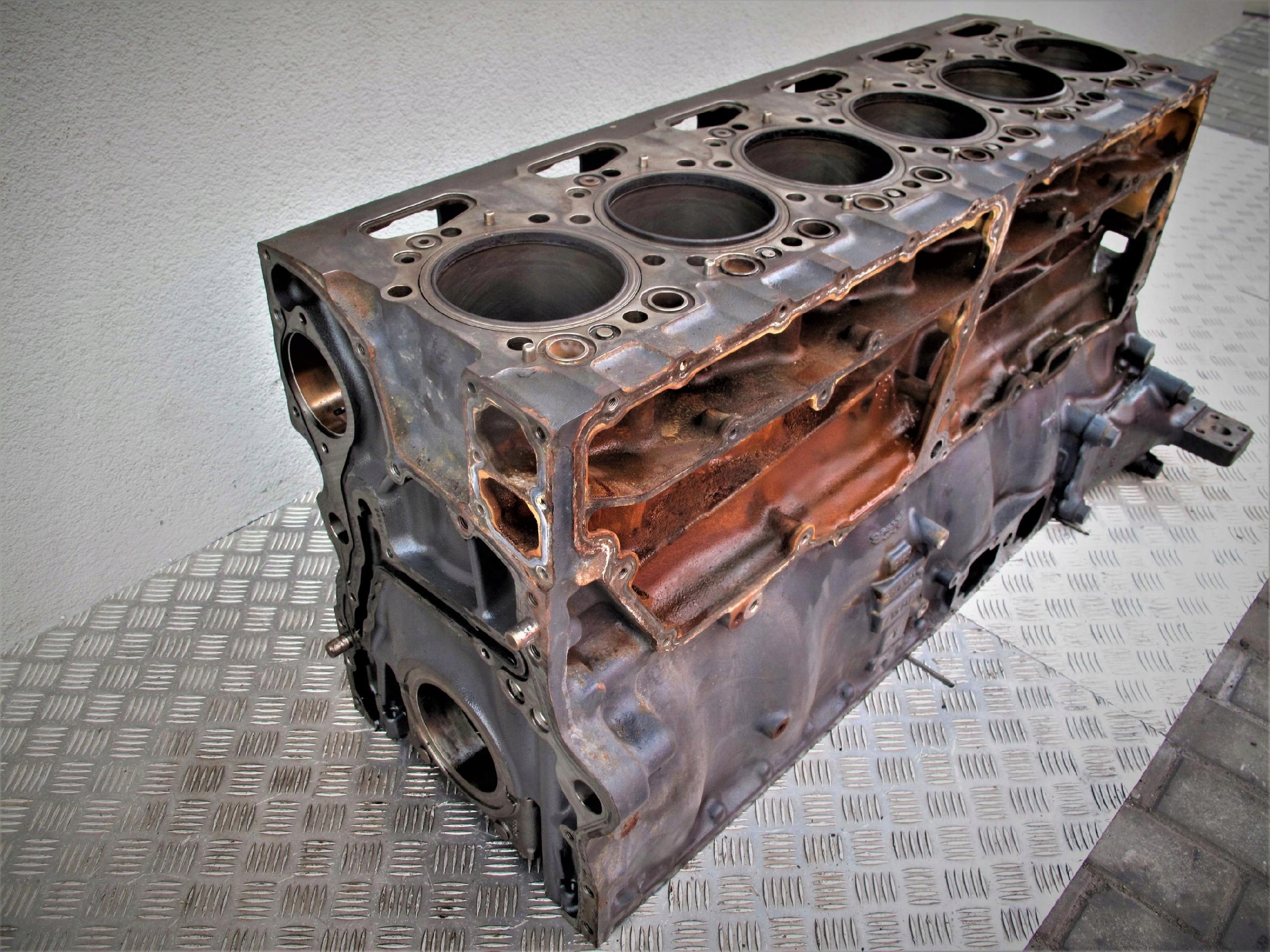 BLOK SILNIKA DC 13141 SCANIA NTG - obrazek 6