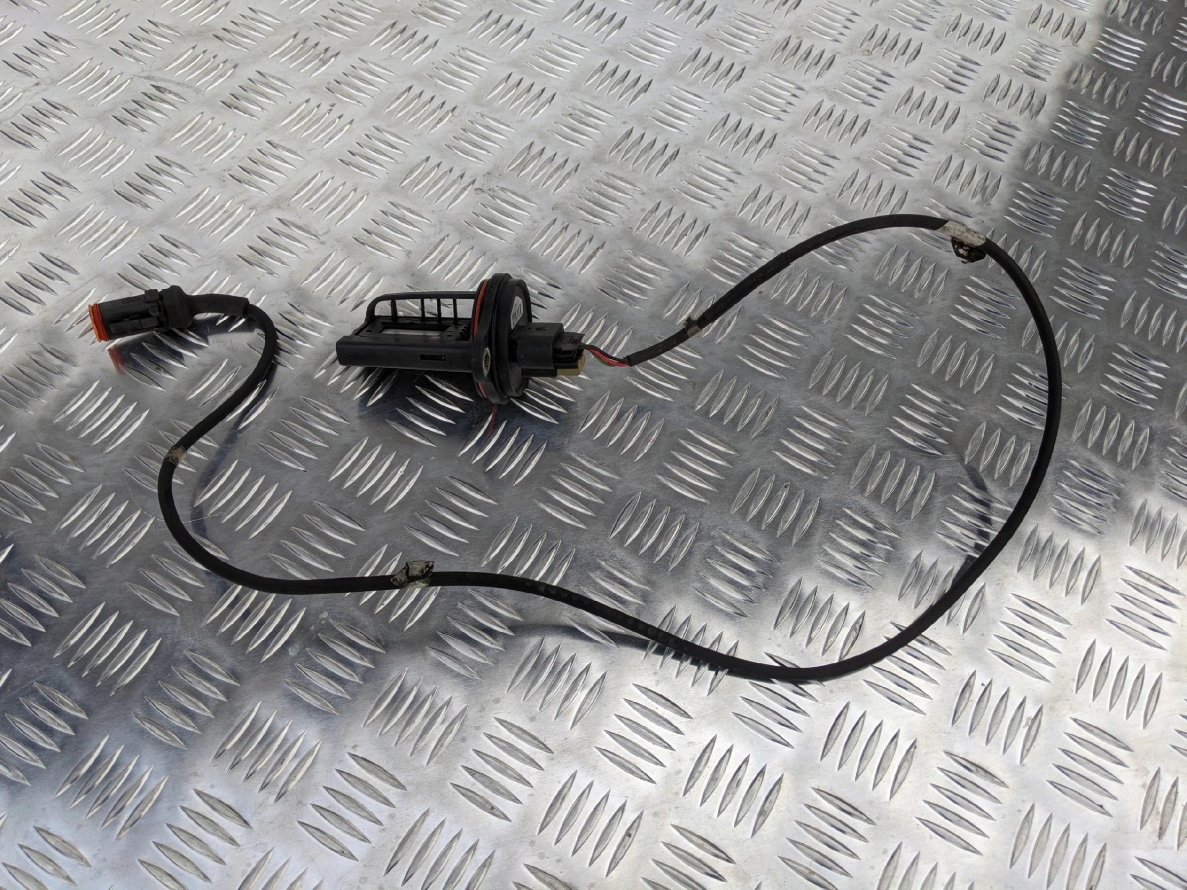 PRZEPŁYWOMIERZ MASOWY POWIETRZA SCANIA R - obrazek 2