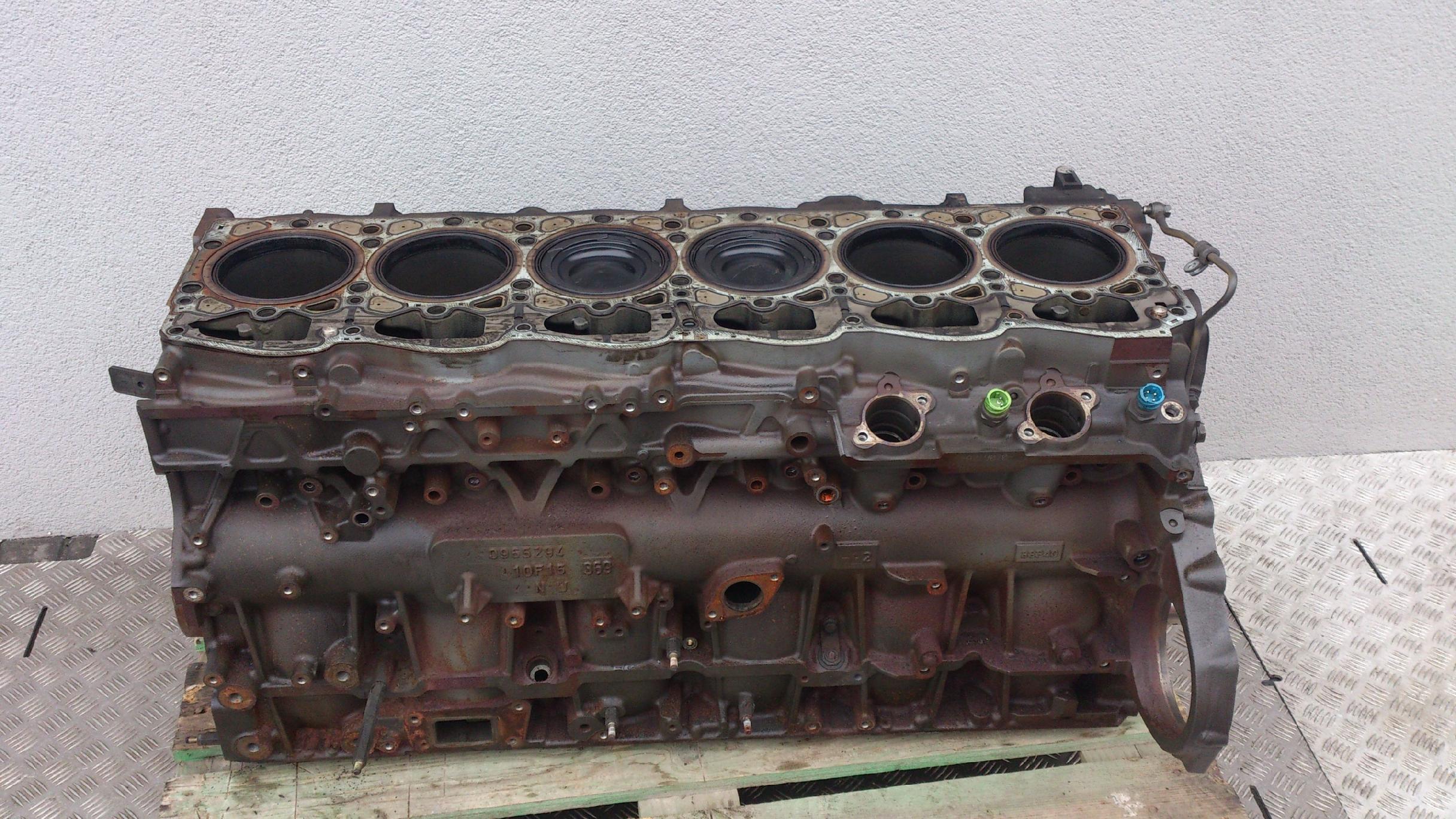 SŁUPEK BLOK SILNIKA DAF XF 106 EURO 6 GOŁY 460