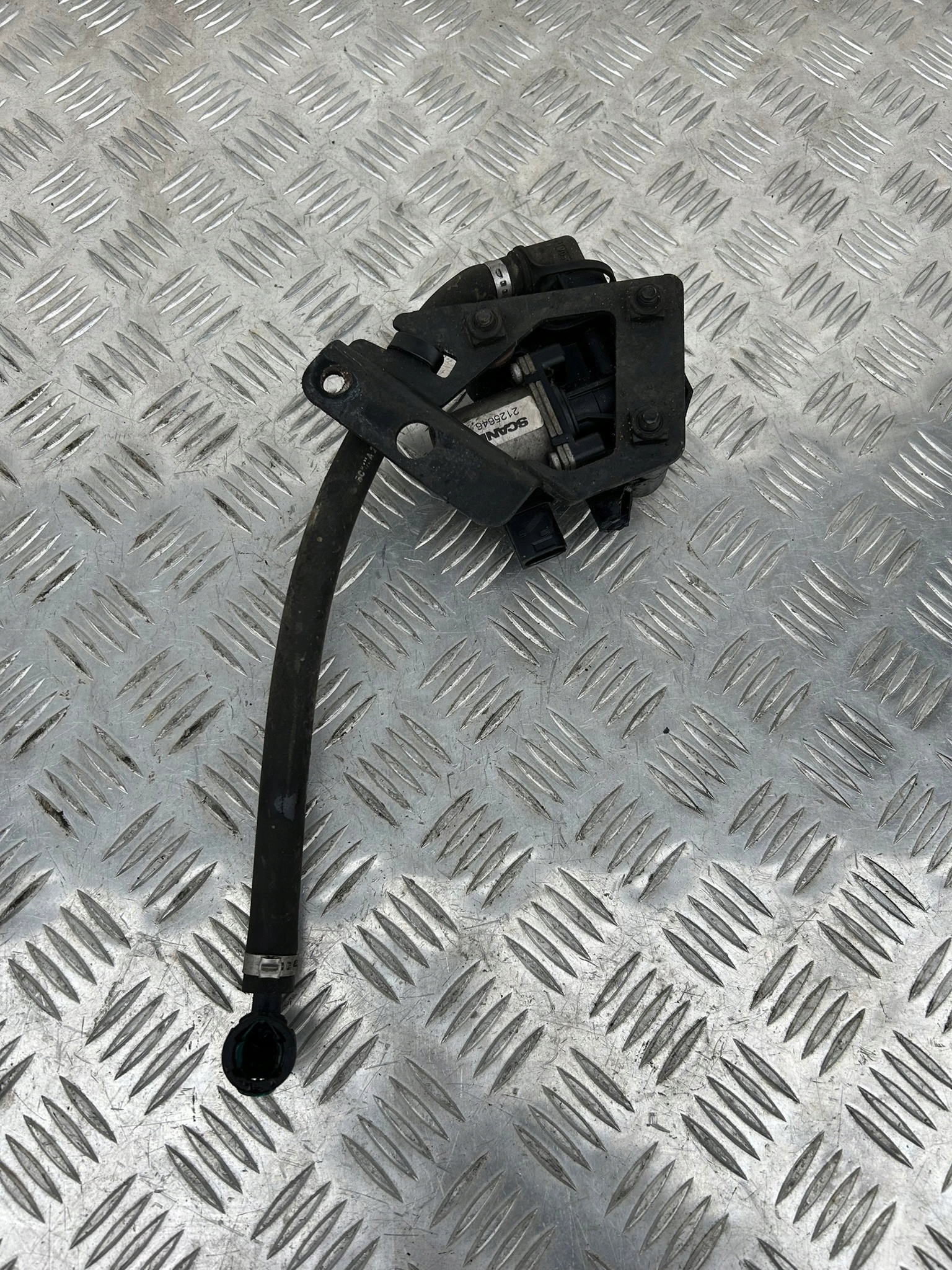 ZAWÓR WODNY WODY ADBLUE AD BLUE SCANIA NTG NOWY MODEL