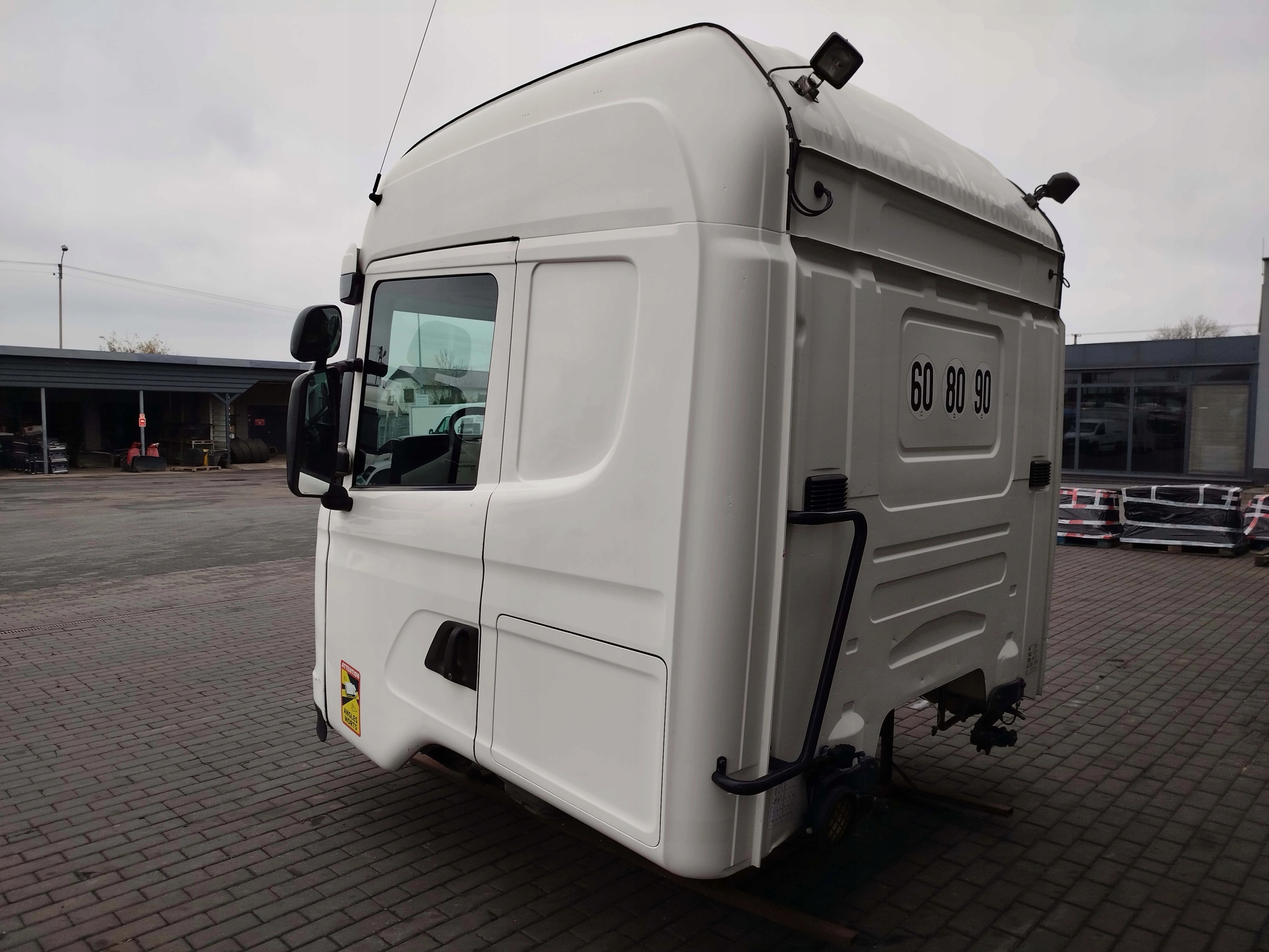 KABINA SCANIA R STREAMLINE - obrazek 5