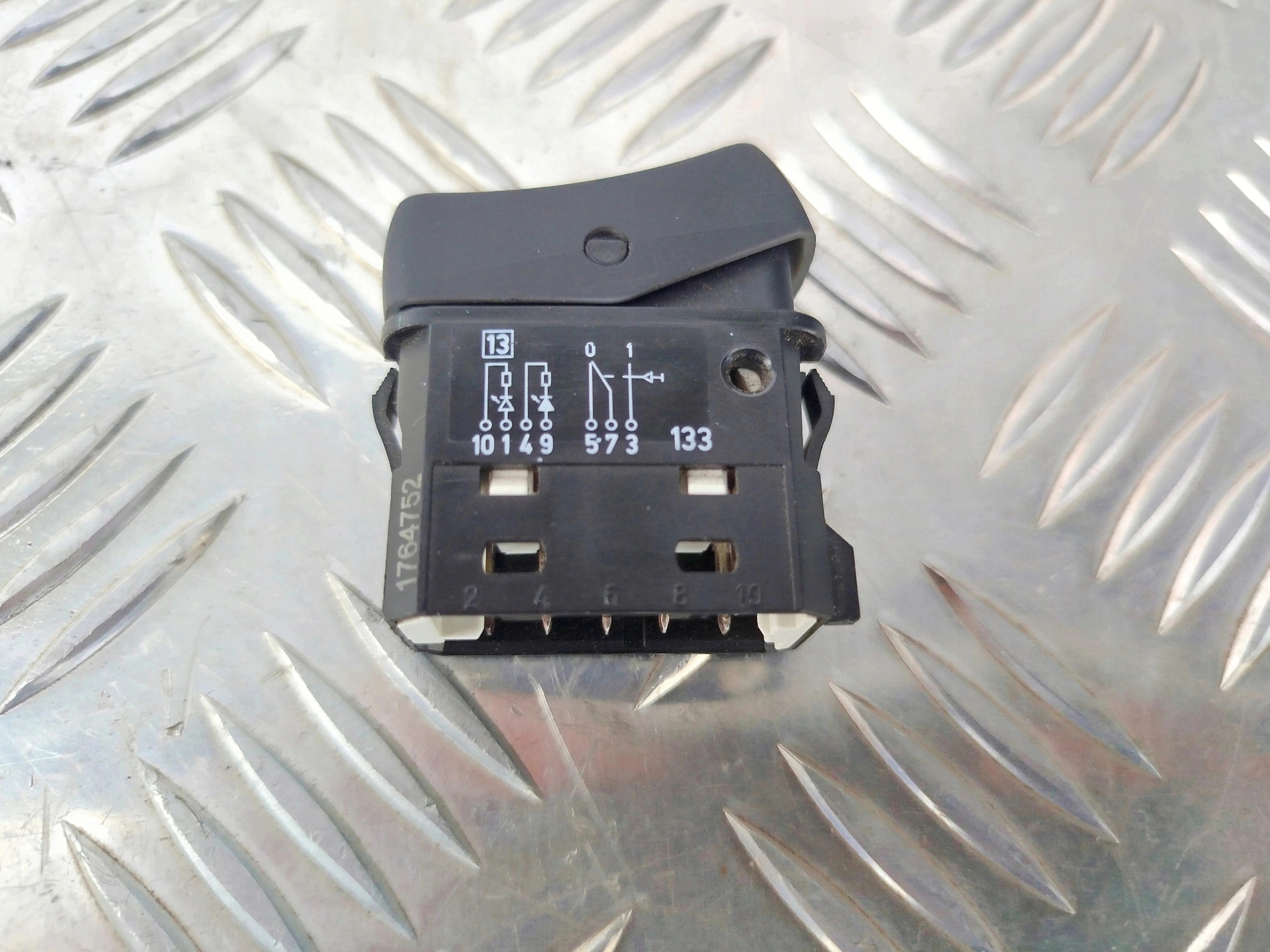 PRZEŁĄCZNIK PRZYCISK SCANIA R 1892246 - obrazek 6