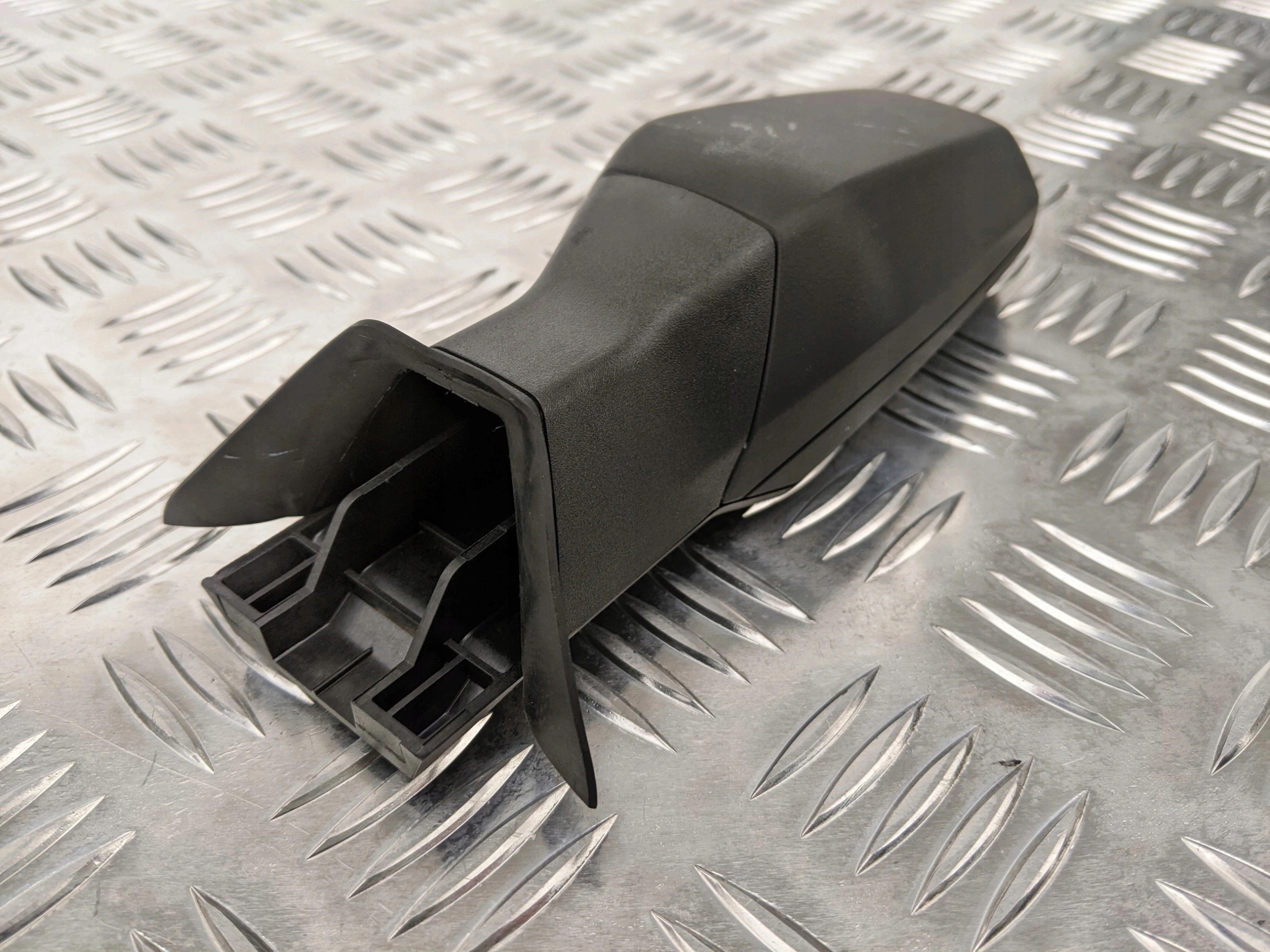 KAMERA PRZEDNIA WEWNĘTRZNA SCANIA NTG - obrazek 5