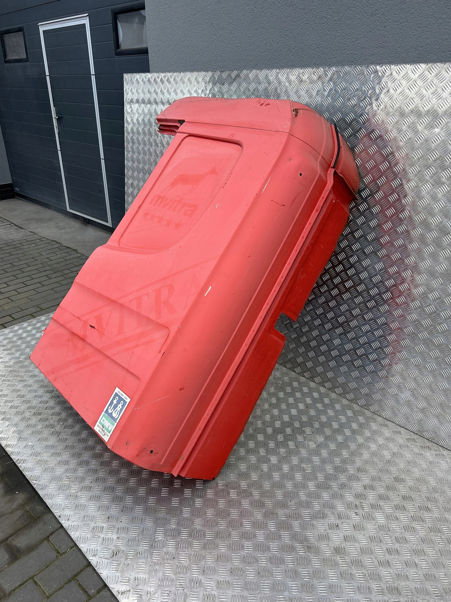 ĆWIARTKA KABINY SCANIA CR19 - obrazek 2