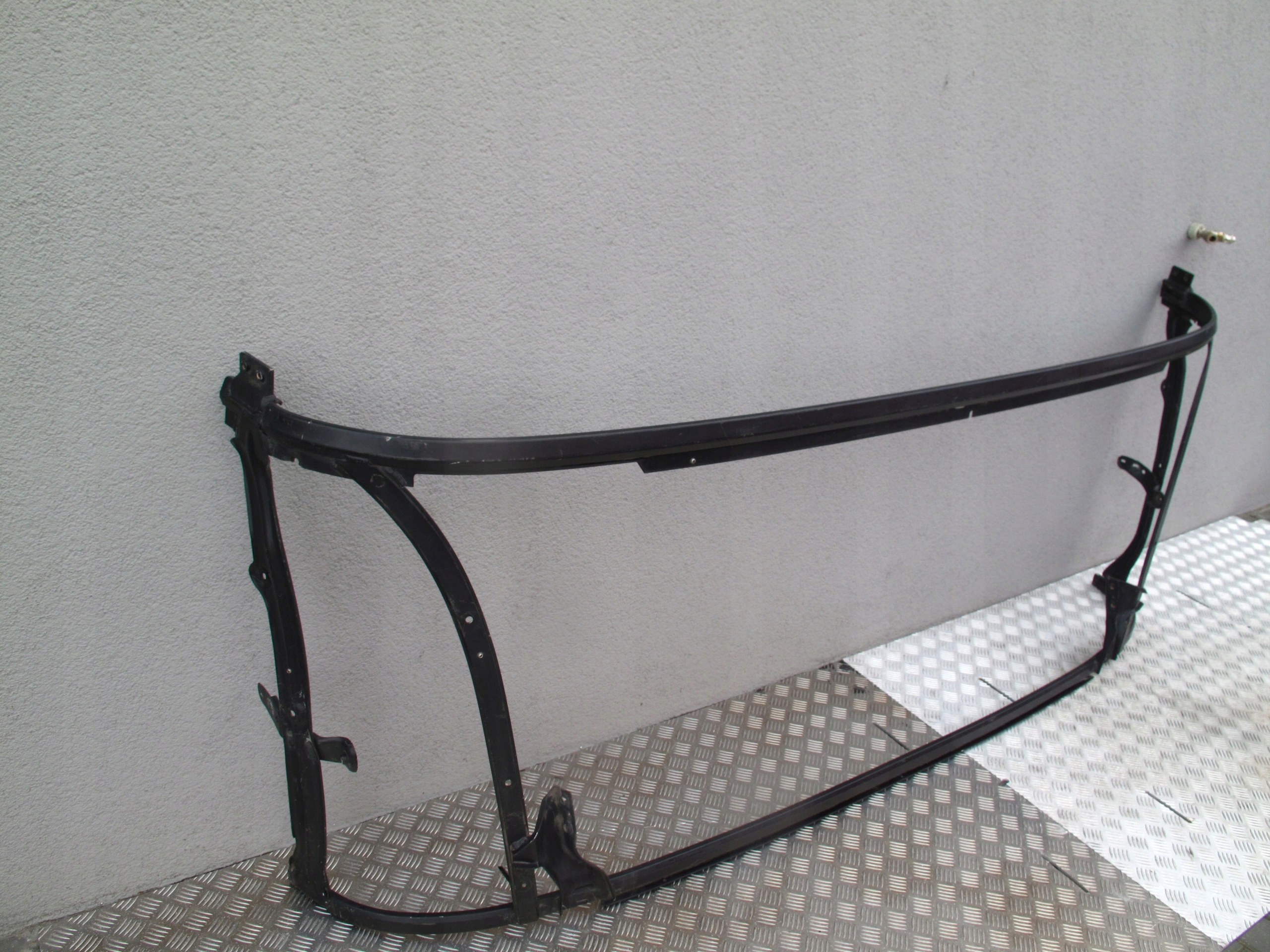 RAMKA STELAŻ ATRAPY SCANIA R STARY TYP - obrazek 2