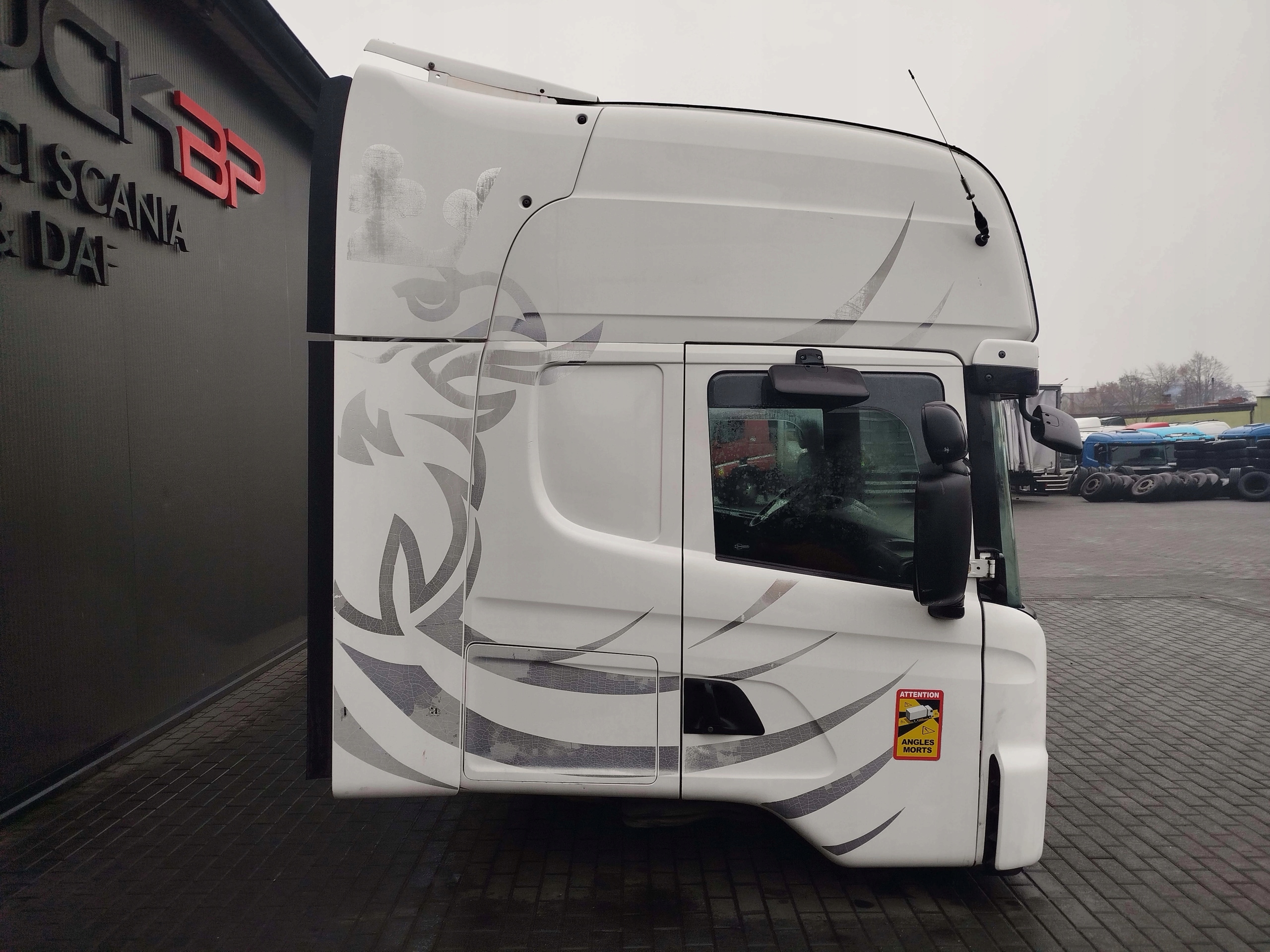 KABINA SCANIA R HPI TOPLINE 2011 ROK - obrazek 3