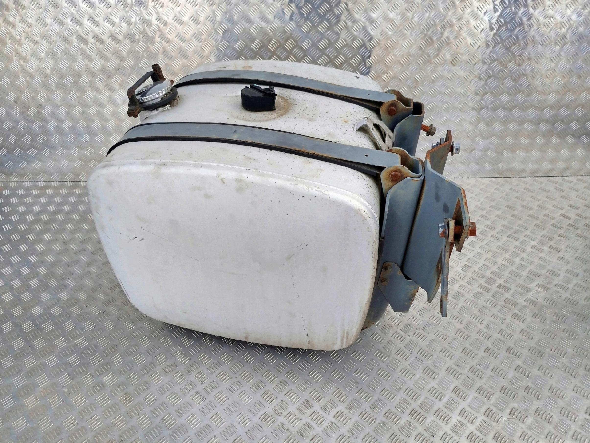 ZBIORNIK PALIWA BAK 250 LITRÓW DAF XF 106 - obrazek 2