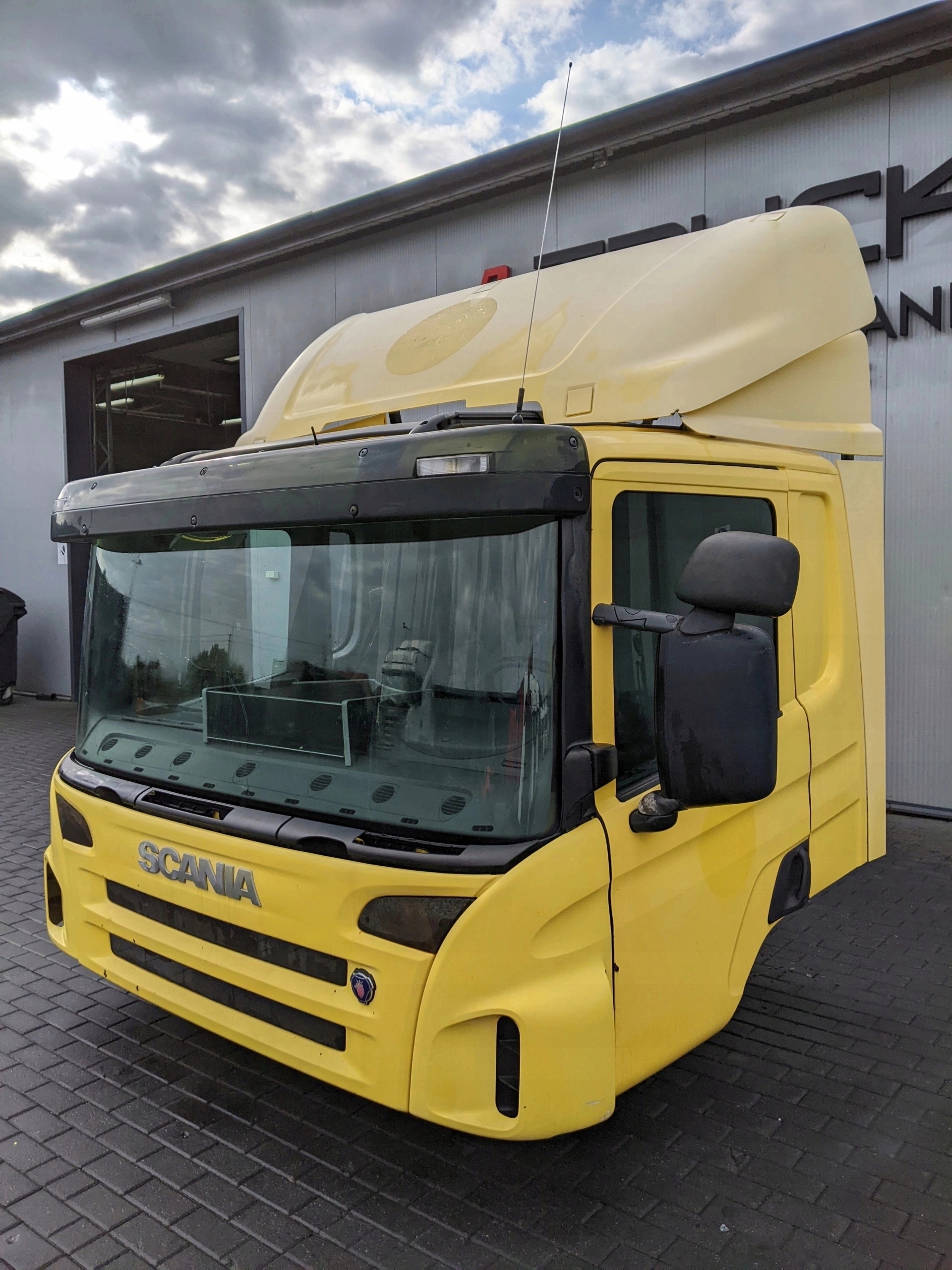 KABINA SCANIA CP 16 2009 ROK - obrazek 3