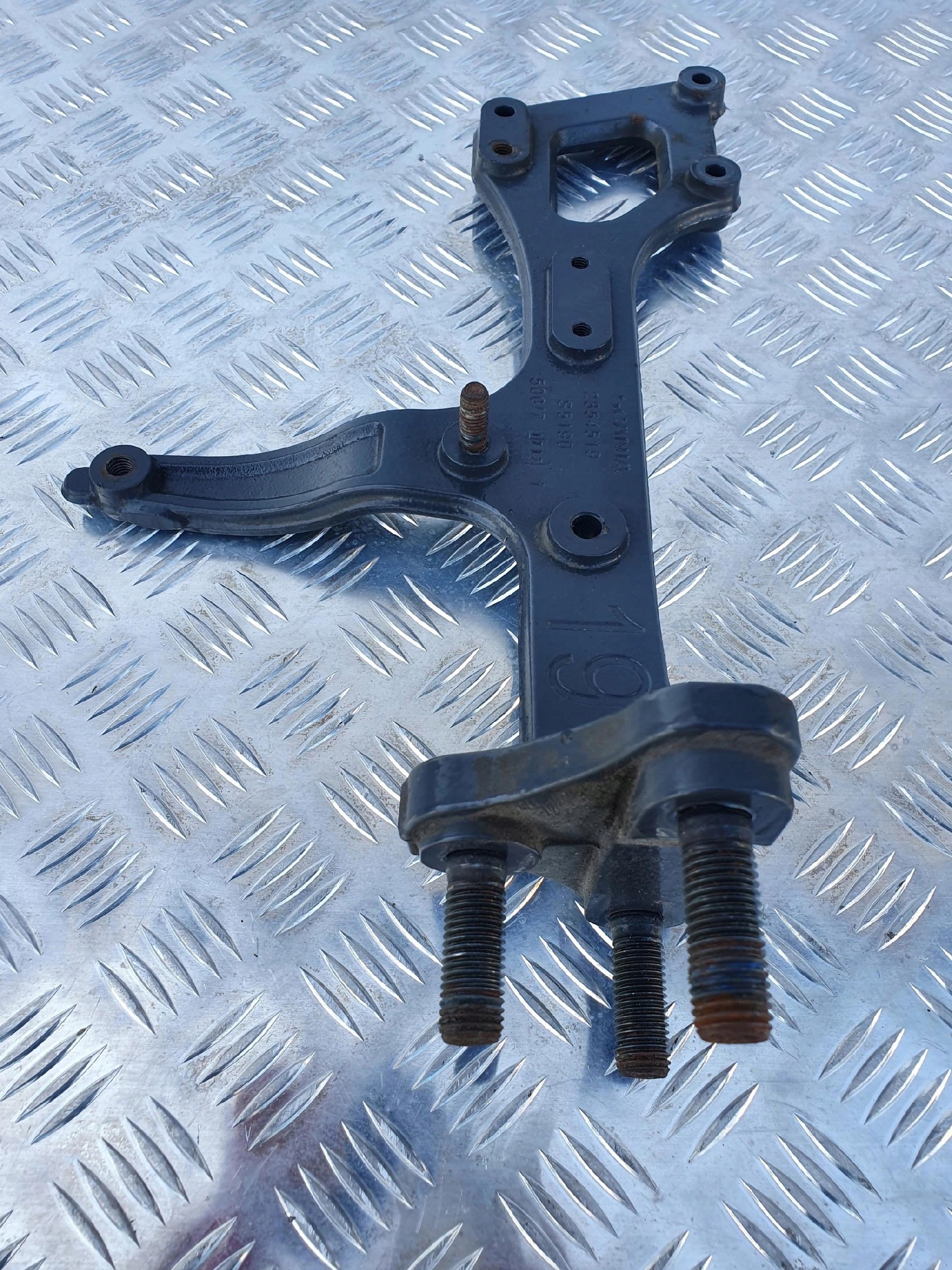 WSPORNIK NAROŻNIK ZDERZAKA SCANIA R S - obrazek 2