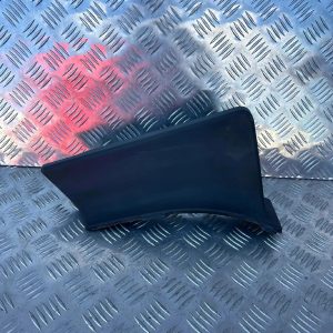 TRÓJKĄT NADKOLA LEWE SCANIA P