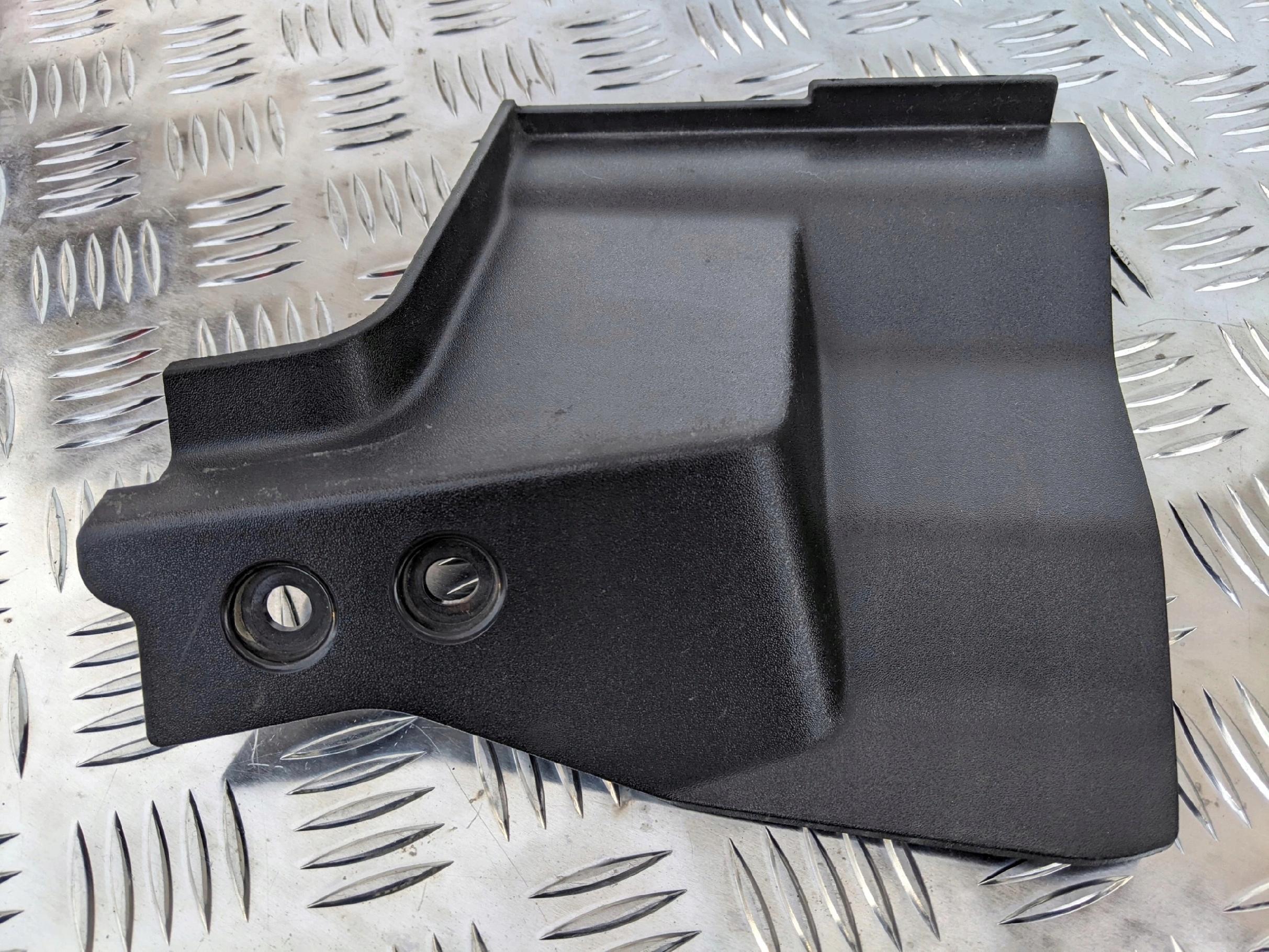 OSŁONA MASKOWNICA LAMPY PRZEDNIEJ SCANIA NTG - obrazek 2