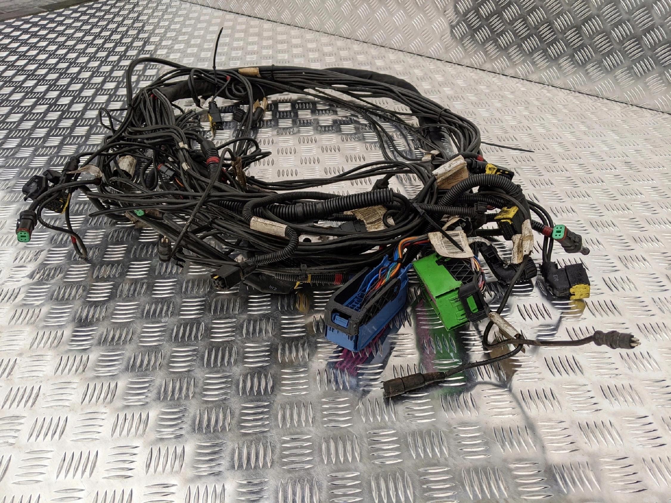 WIĄZKA ELEKTRYCZNA ŚWIATEŁ SCANIA NTG - obrazek 2